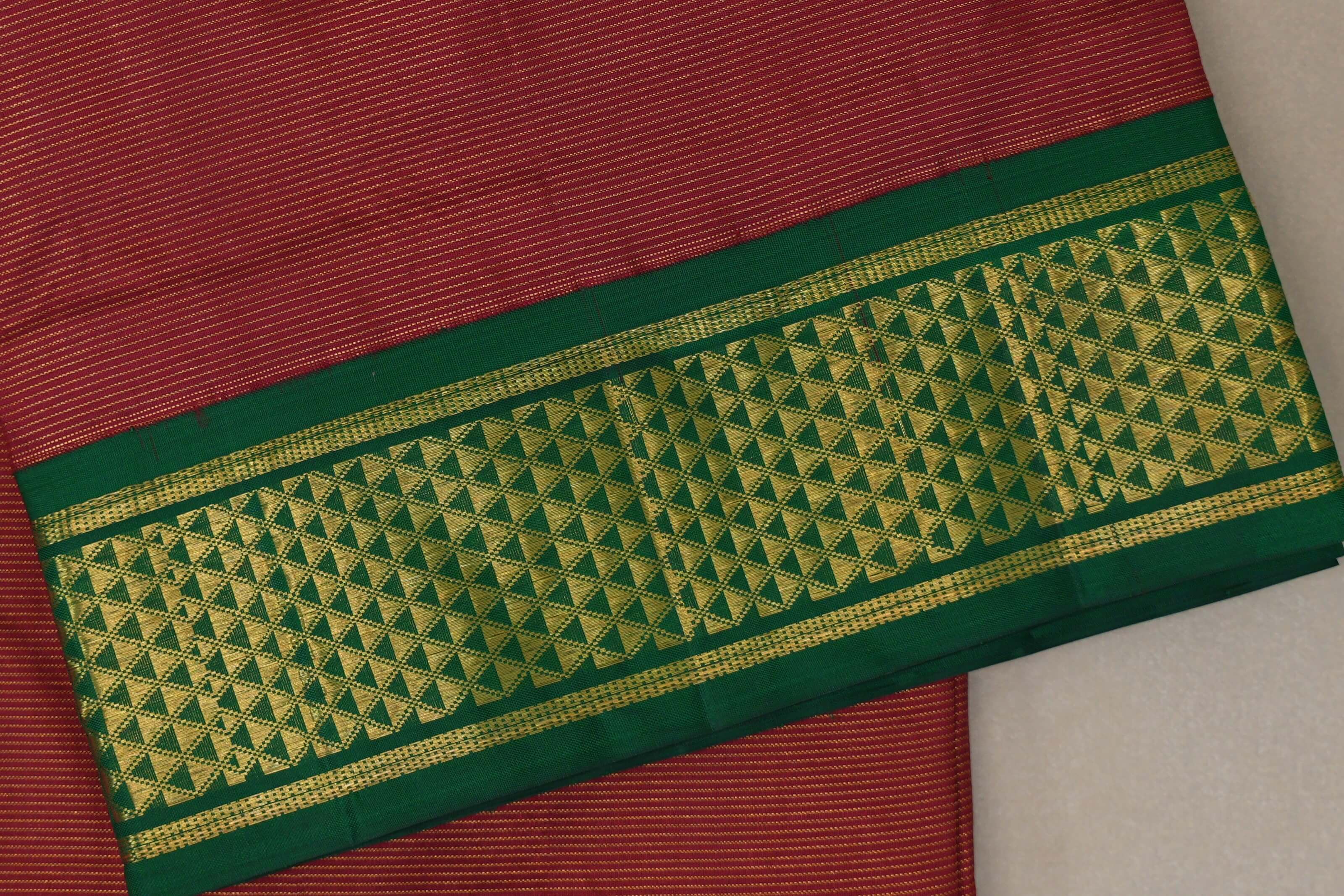 Reddish Maroon with deep green borders Ten Yards Silk Saree SS9224