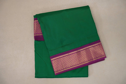 Emerald green with deep magenta borders Ten Yards Silk Saree SS9225