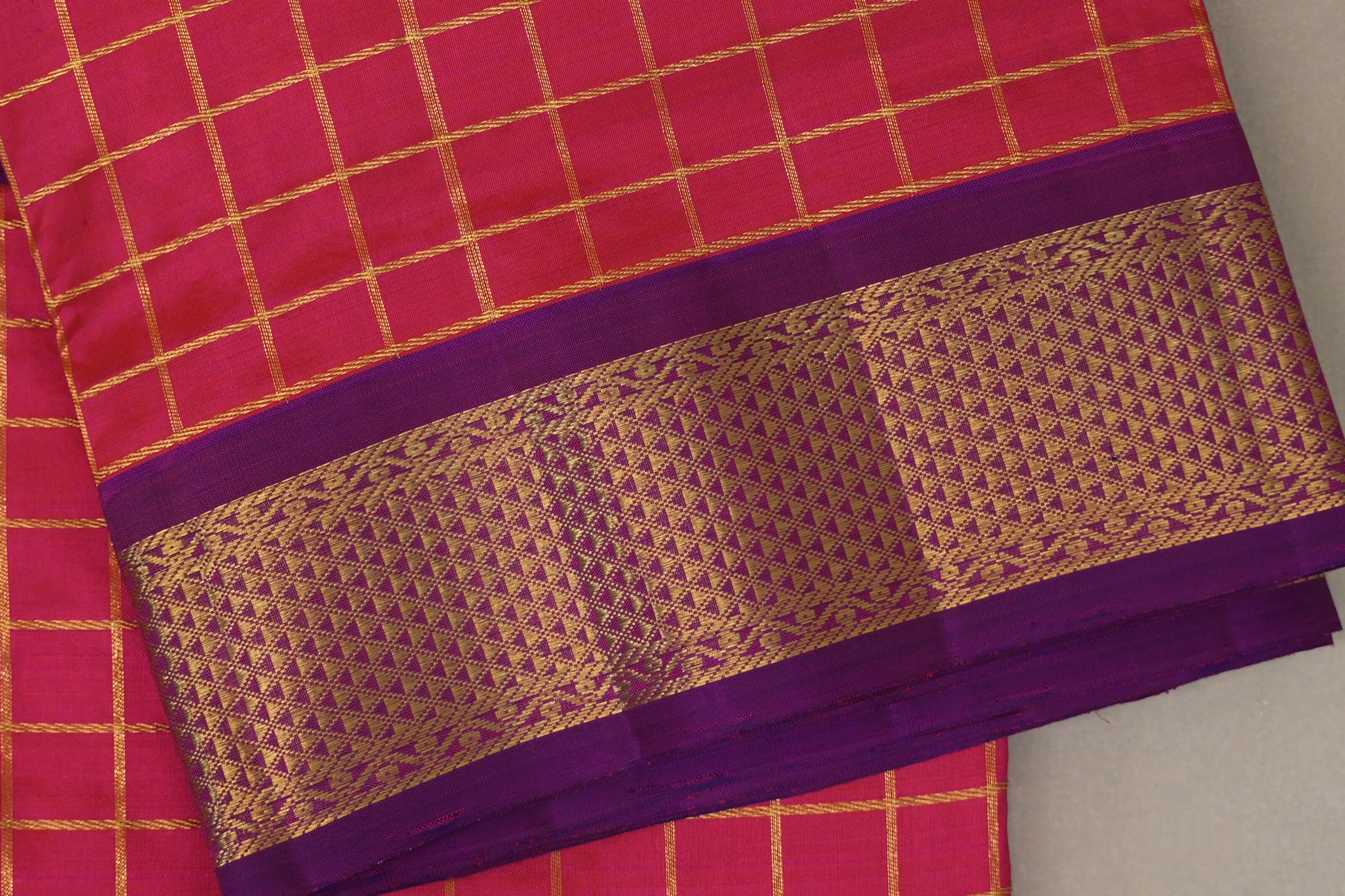 Bright Orangish Pink with deep purple Ten Yards Silk Saree SS9229