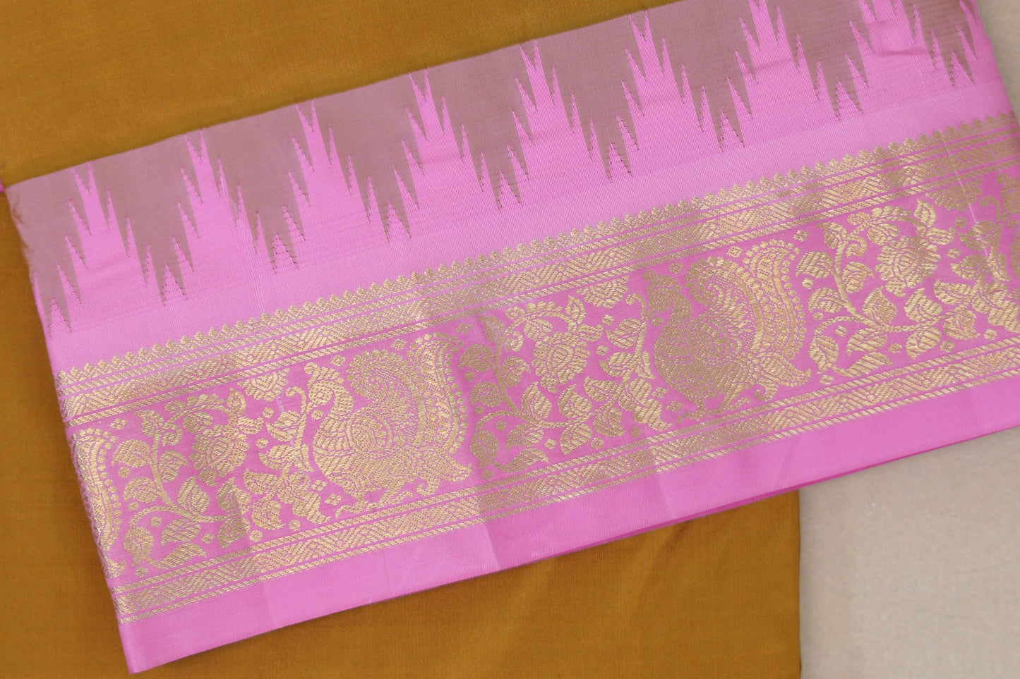 mustard gold Ten Yards Silk saree border zoom