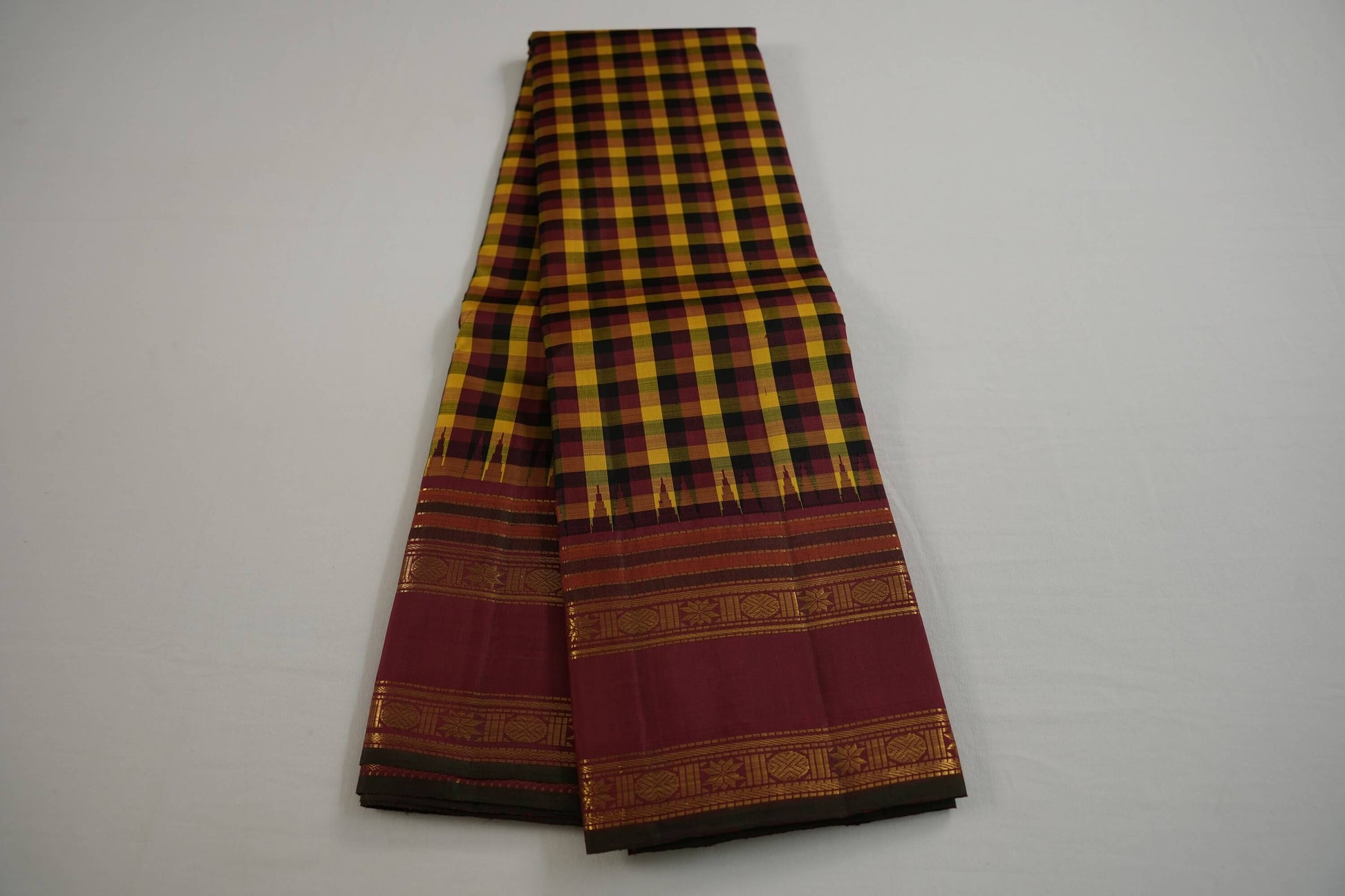 Checked kanchipuram silk saree