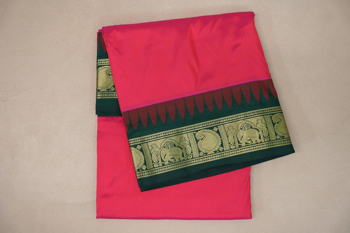 folded Deep pink Ten Yards Silk saree 
