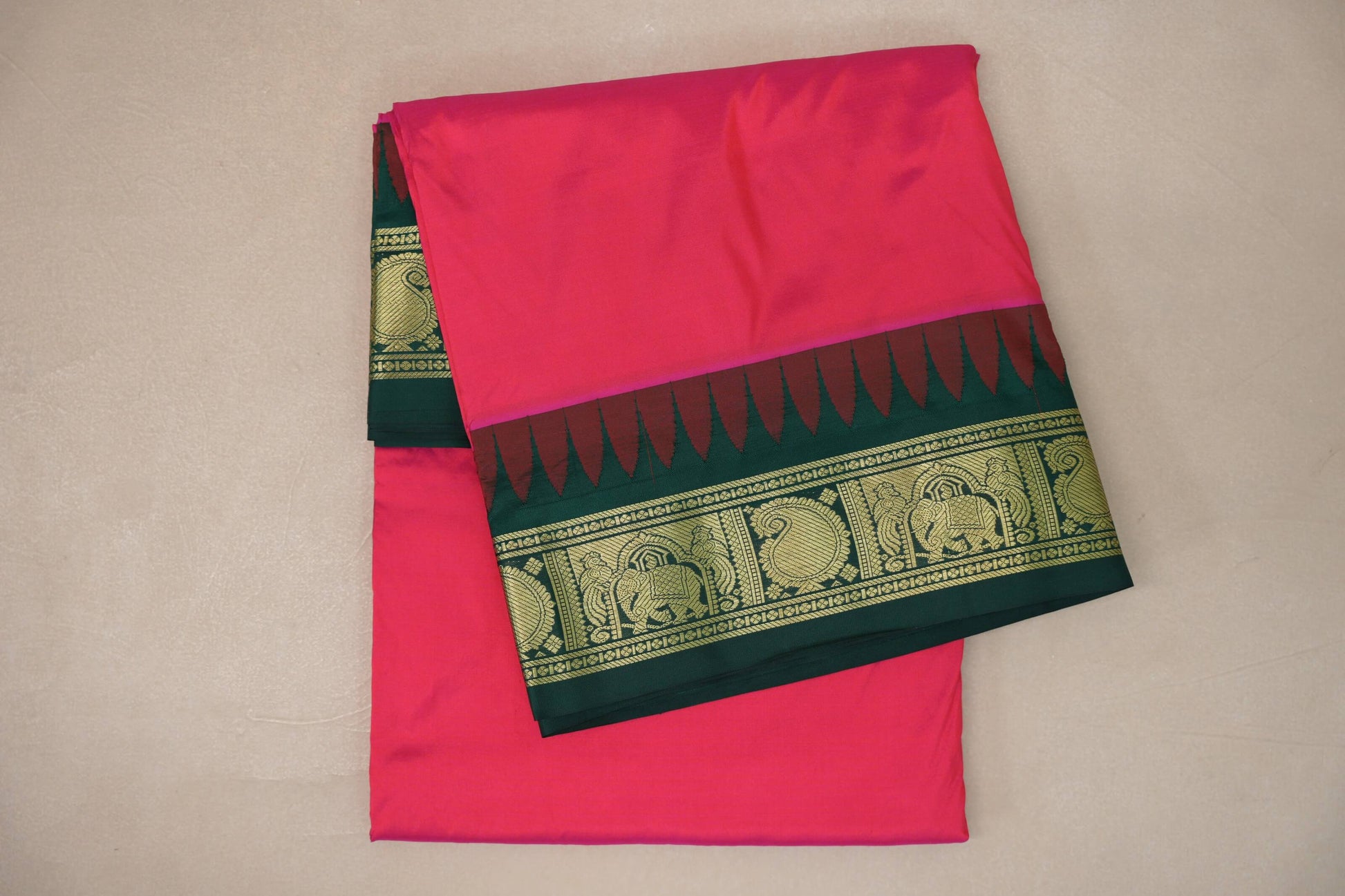 folded Deep pink Ten Yards Silk saree 