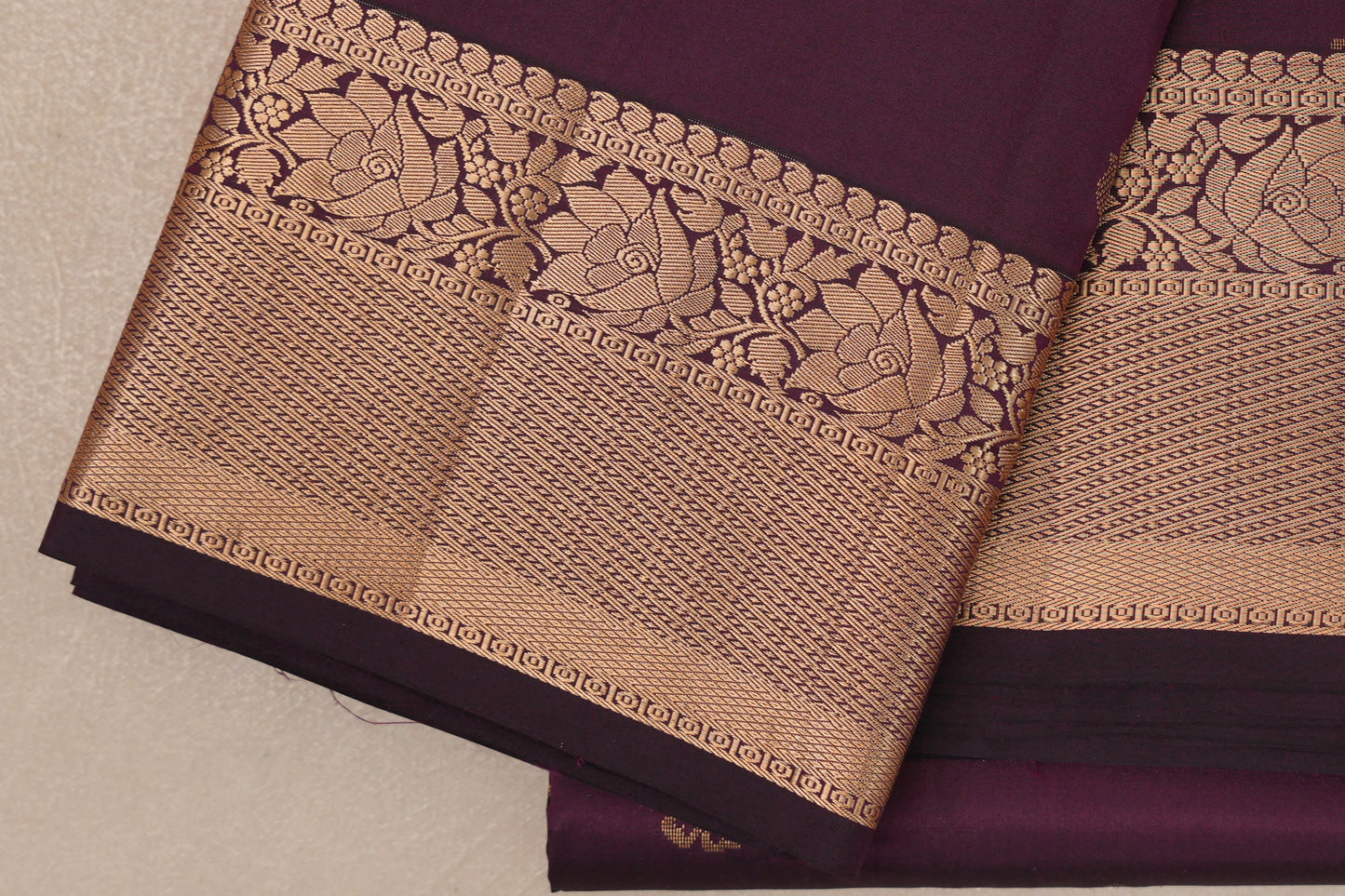 Deep Plum Light Weight Kanjivaram Silk Saree borders