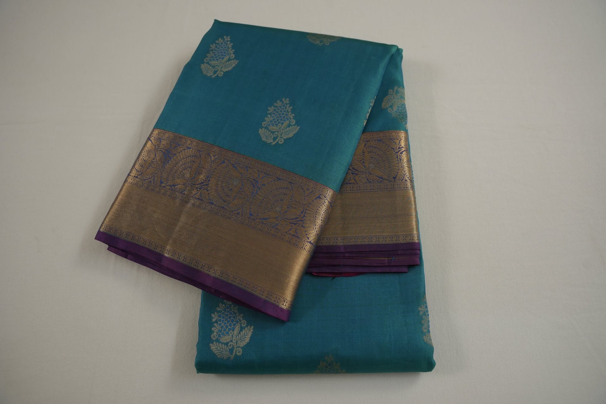 Rama green light weight kanjivaram silk saree