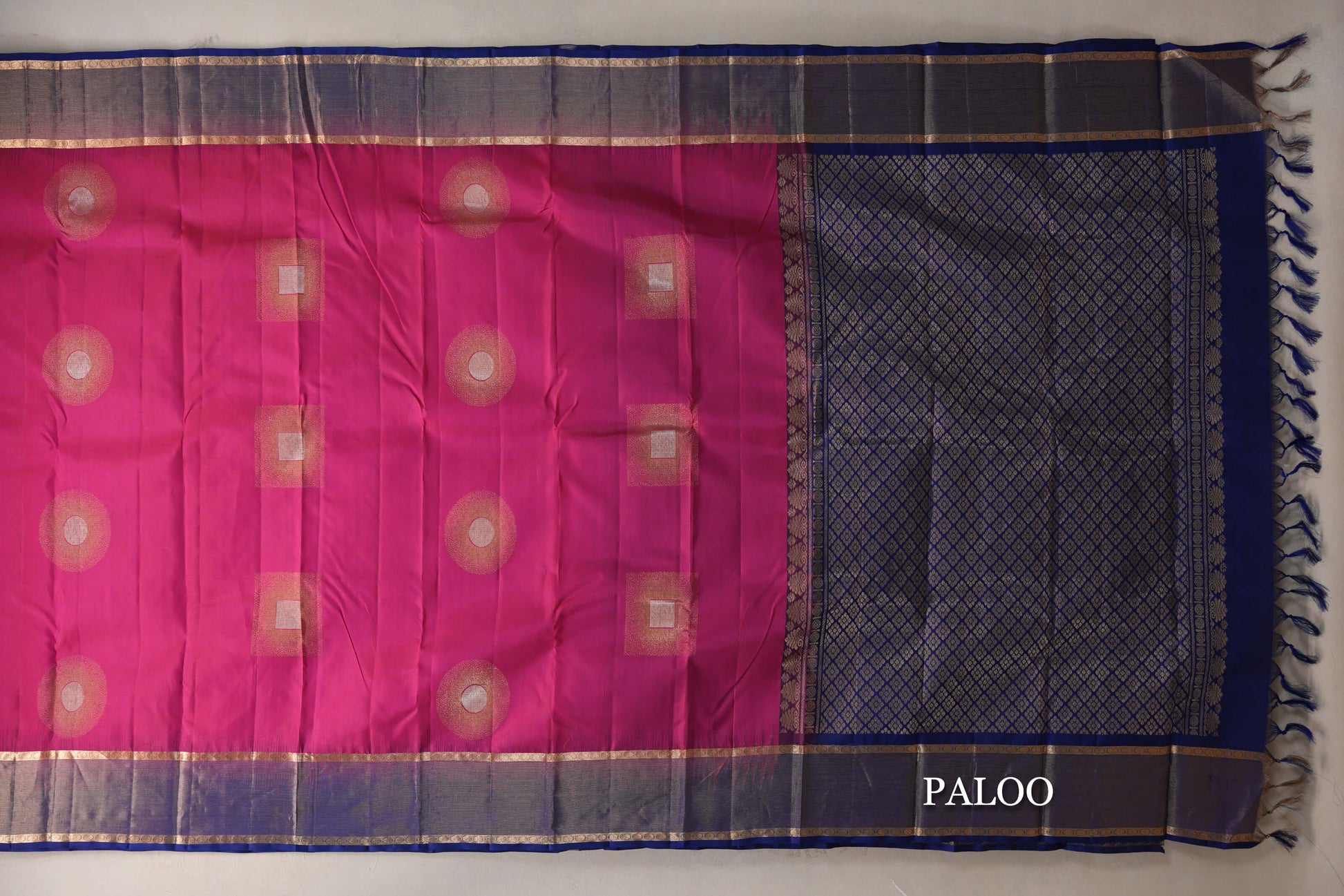 Bright Rani Pink Light Weight Kanjivaram Silk Saree paloo