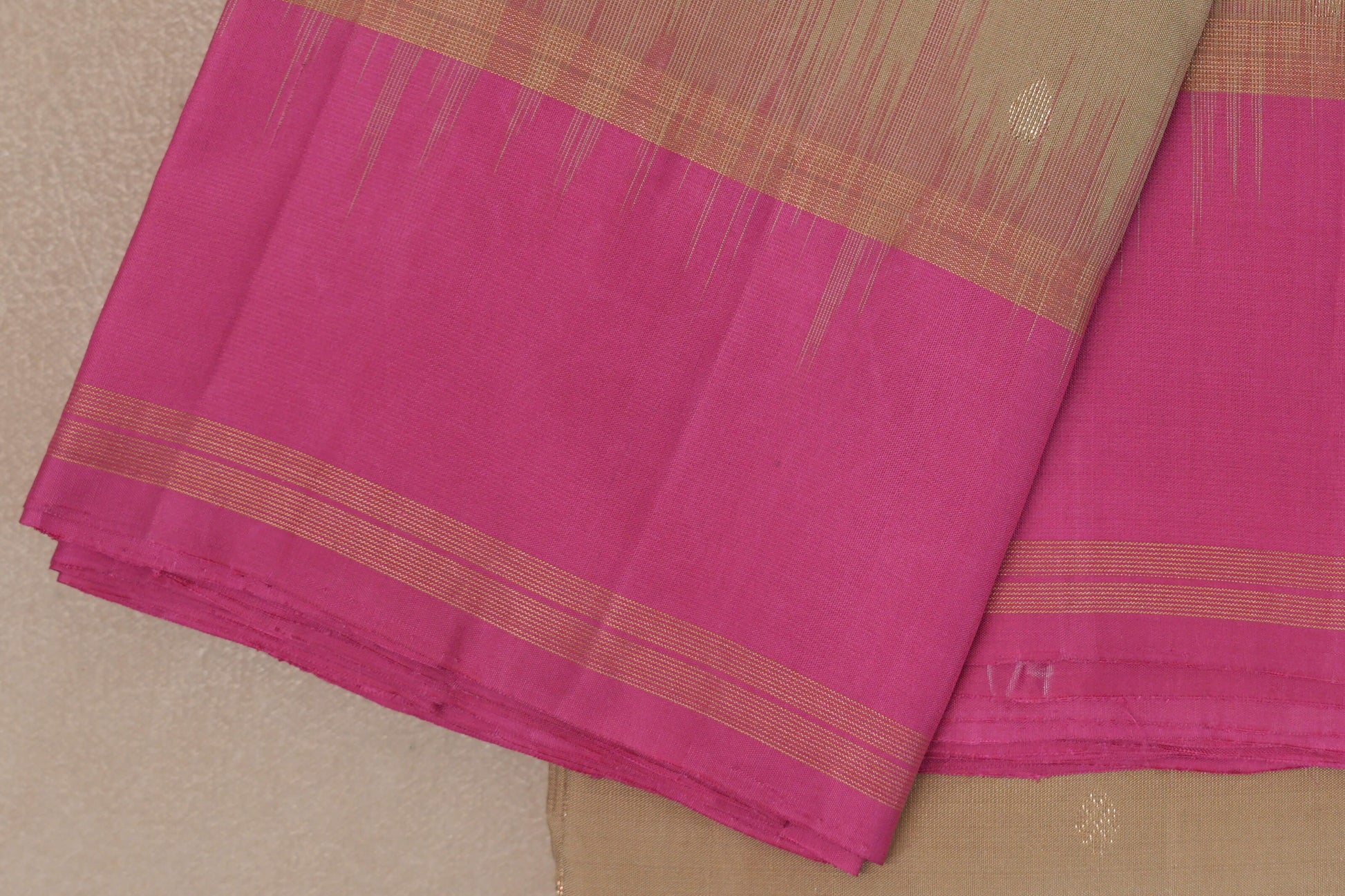 Beige Light Weight Kanjivaram Silk Saree borders