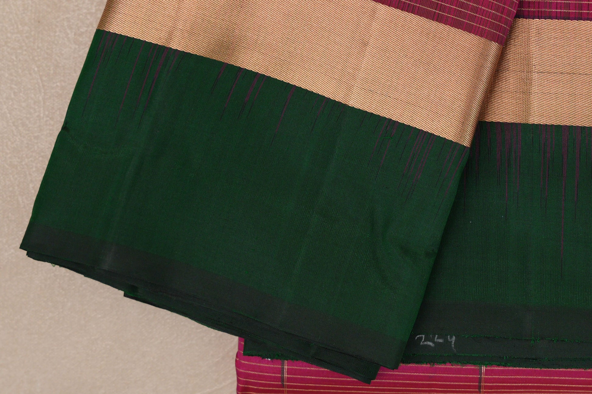Bright Pink Light Weight Kanjivaram Silk Saree border