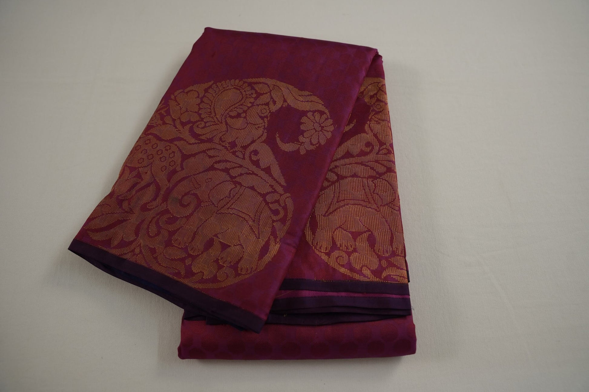 Pinkish red light weight kanchipuram silk saree