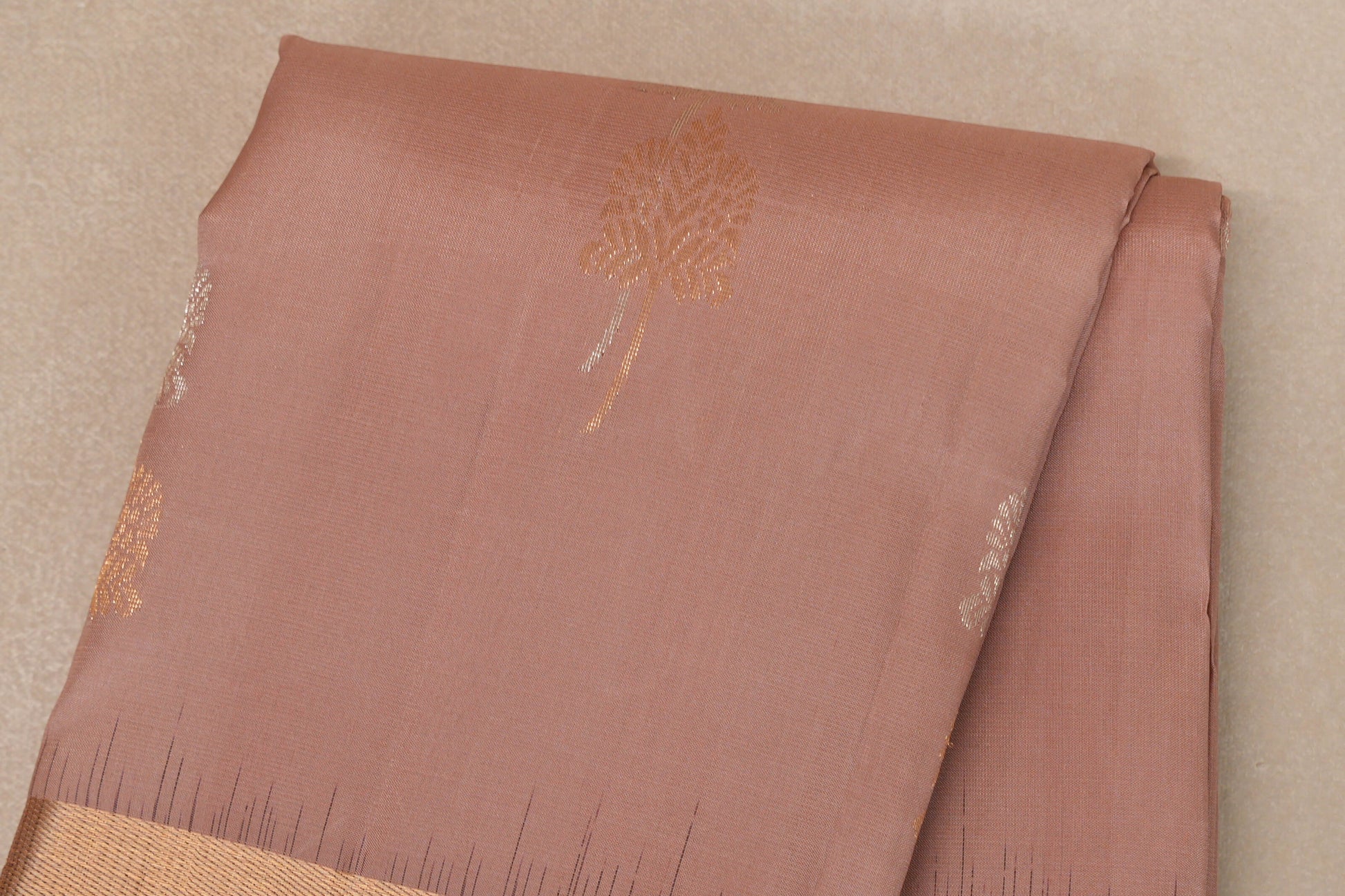 Pastel Onion Pink with Dark Coffee Brown Borders Light Weight Kanjivaram Silk Saree body