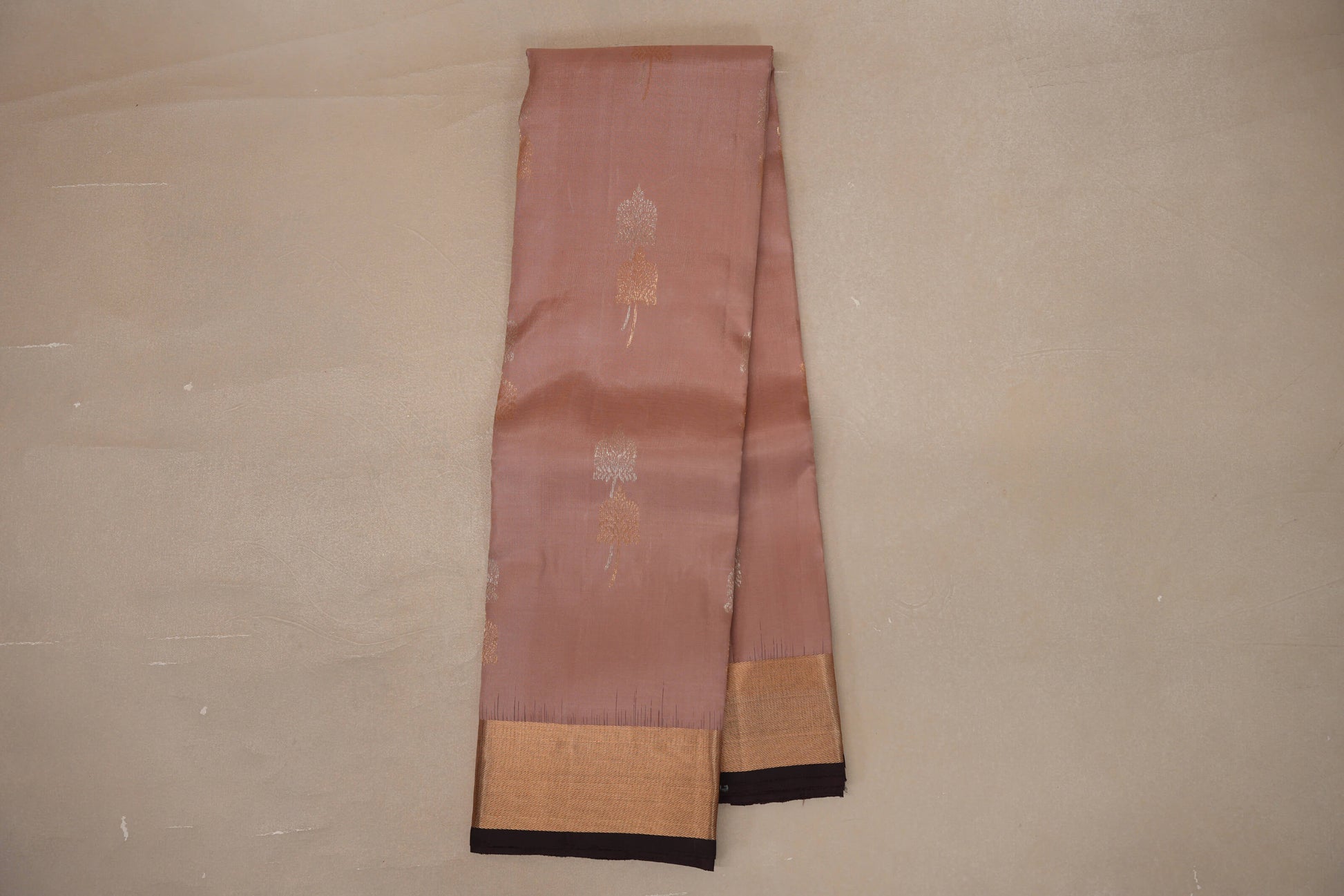 Online Pastel Onion Pink with Dark Coffee Brown Borders Light Weight Kanjivaram Silk Saree