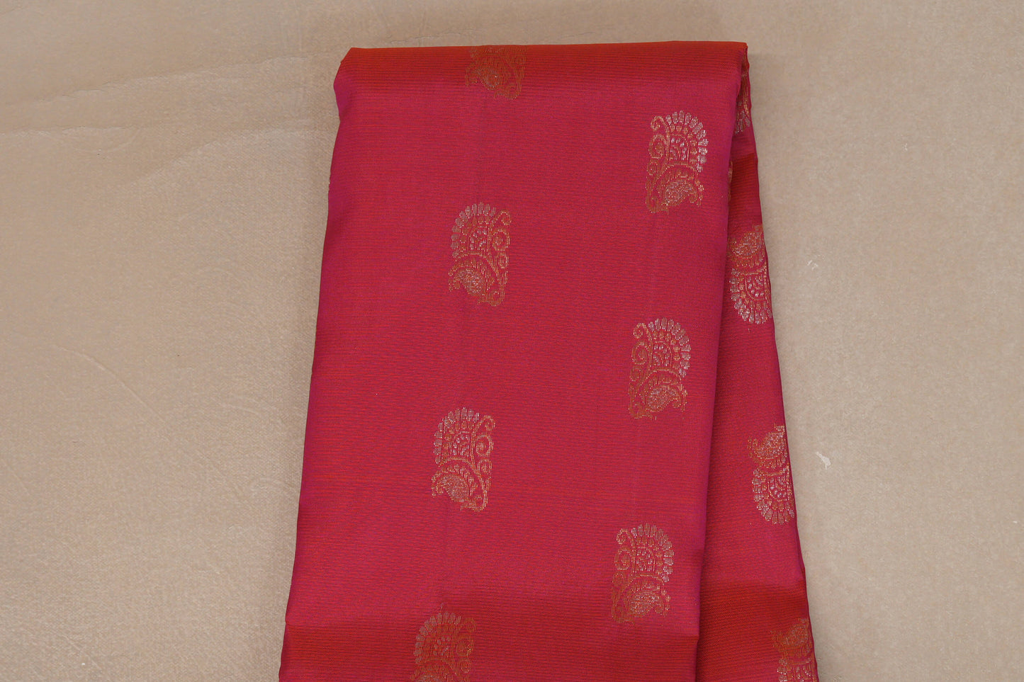 Orangish Pink with Deep Bottle Green Borders Light Weight Kanjivaram Silk Saree body
