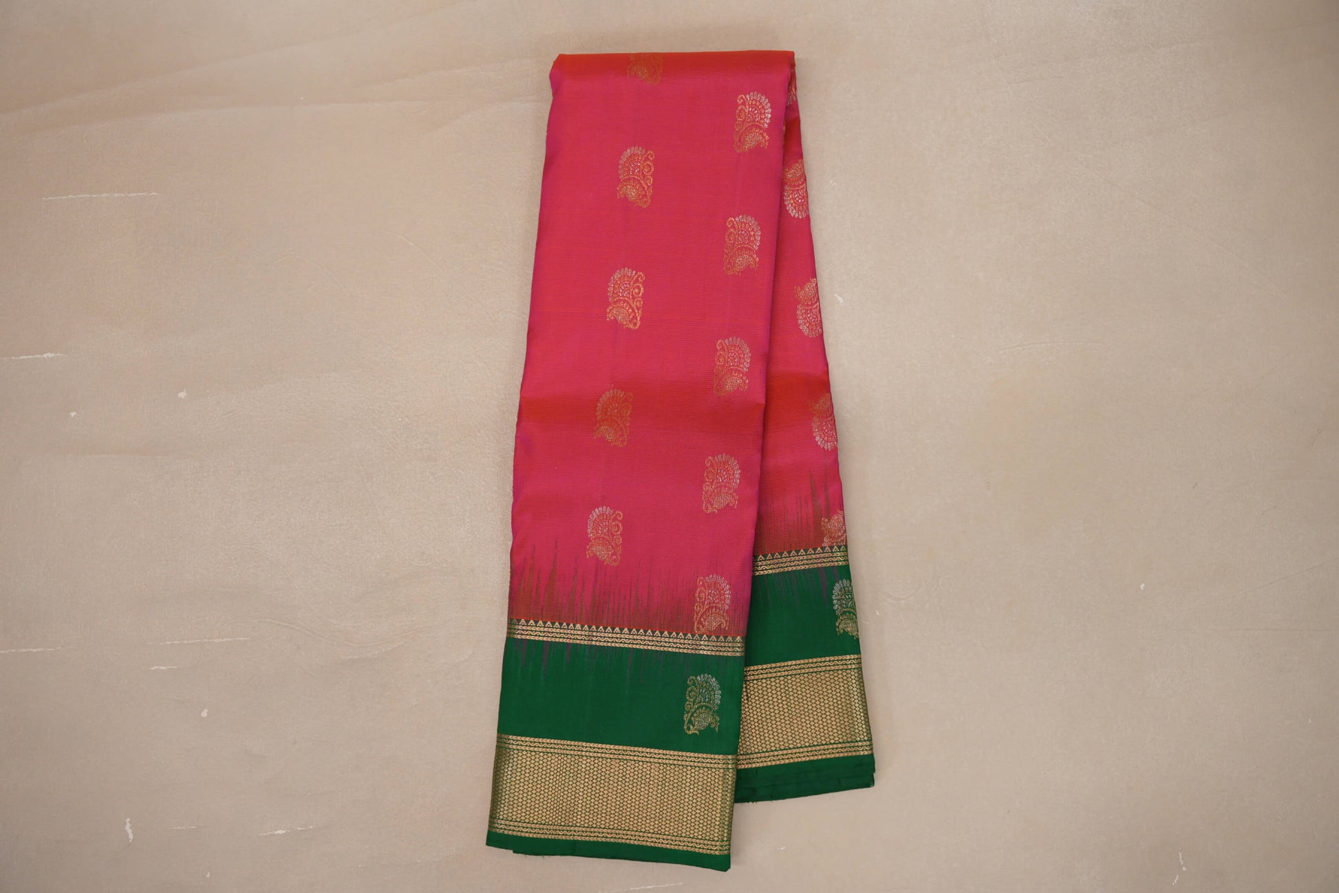 Online Orangish Pink with Deep Bottle Green Borders Light Weight Kanjivaram Silk Saree