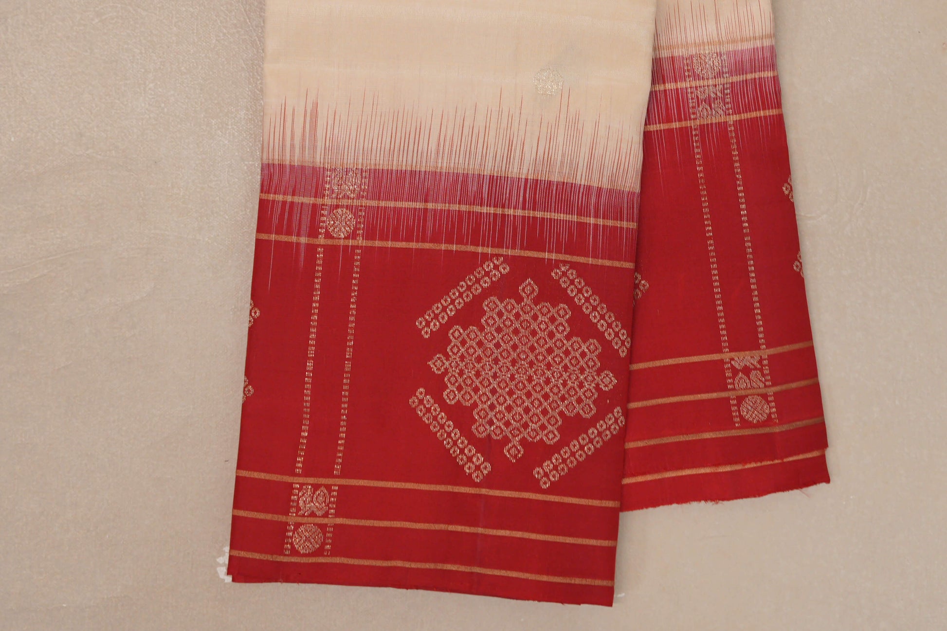 Cream Light Weight Kanjivaram Silk Saree borders