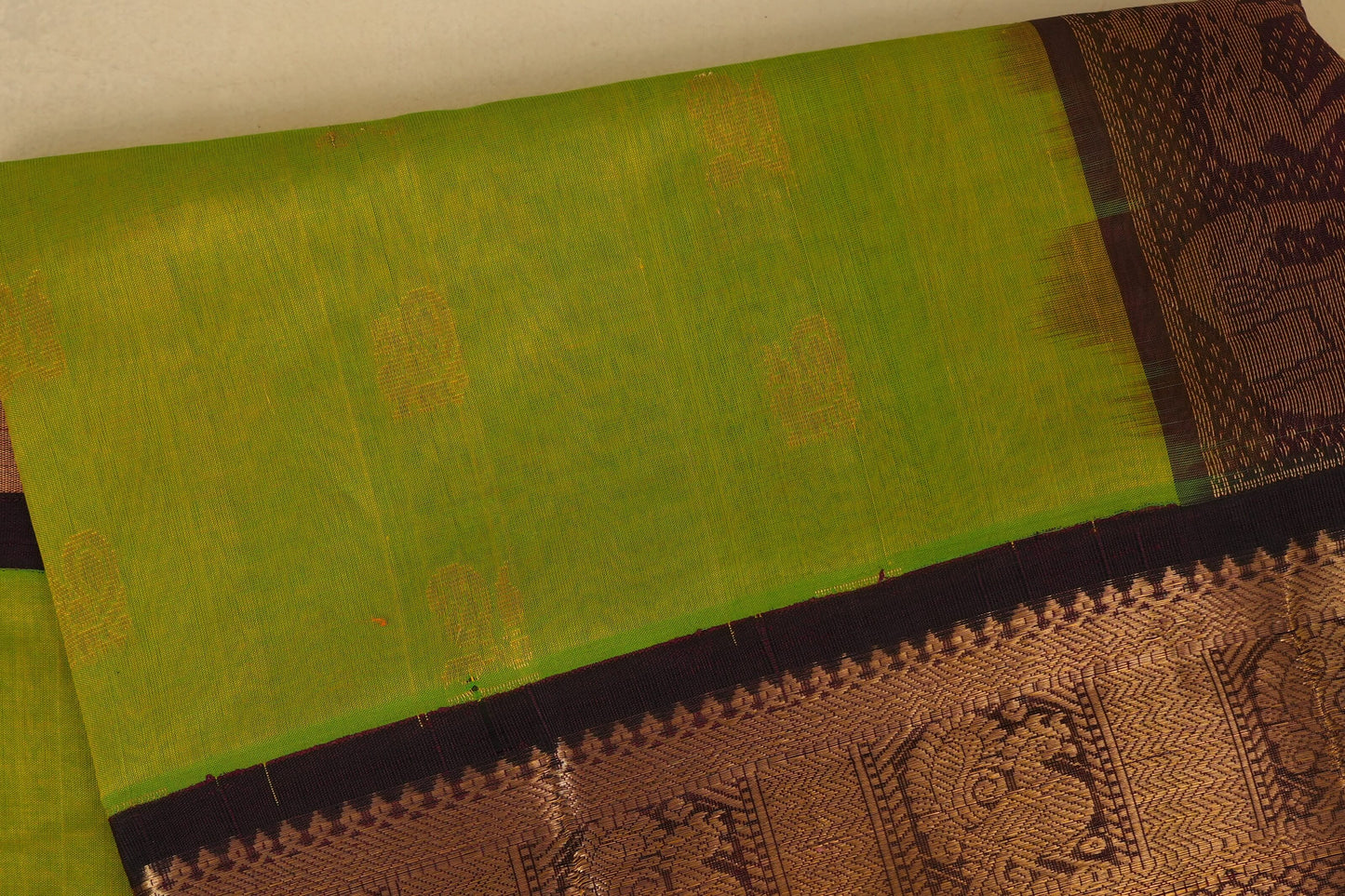 Fluorescent Green Silk Cotton Saree Body Zoom
