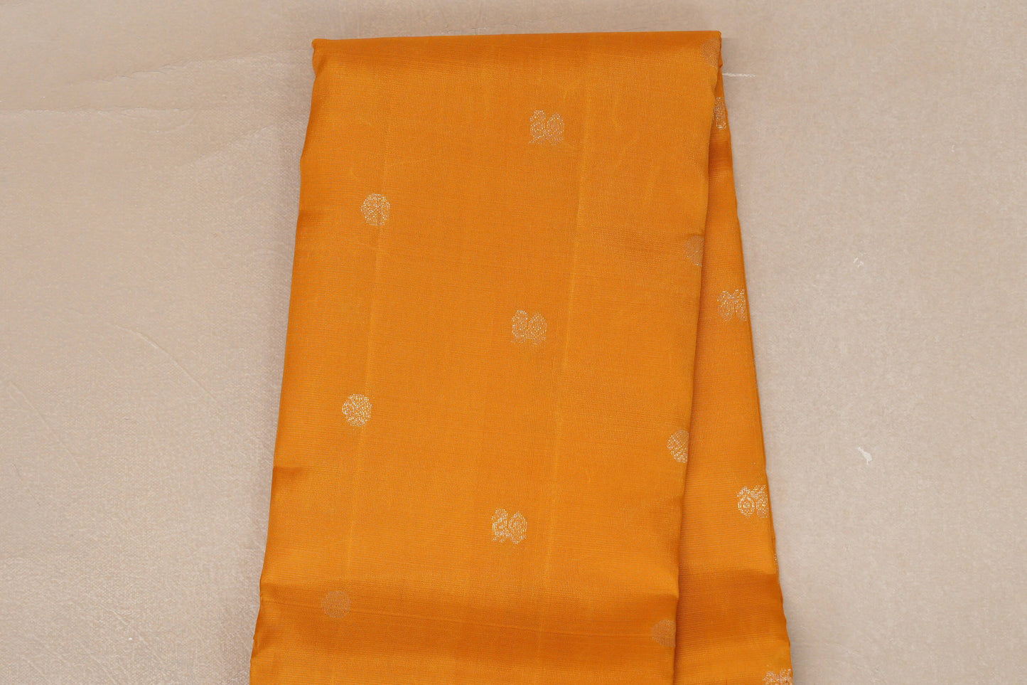 Mango Yellow with Red Borders Light Weight Kanjivaram Silk Saree body