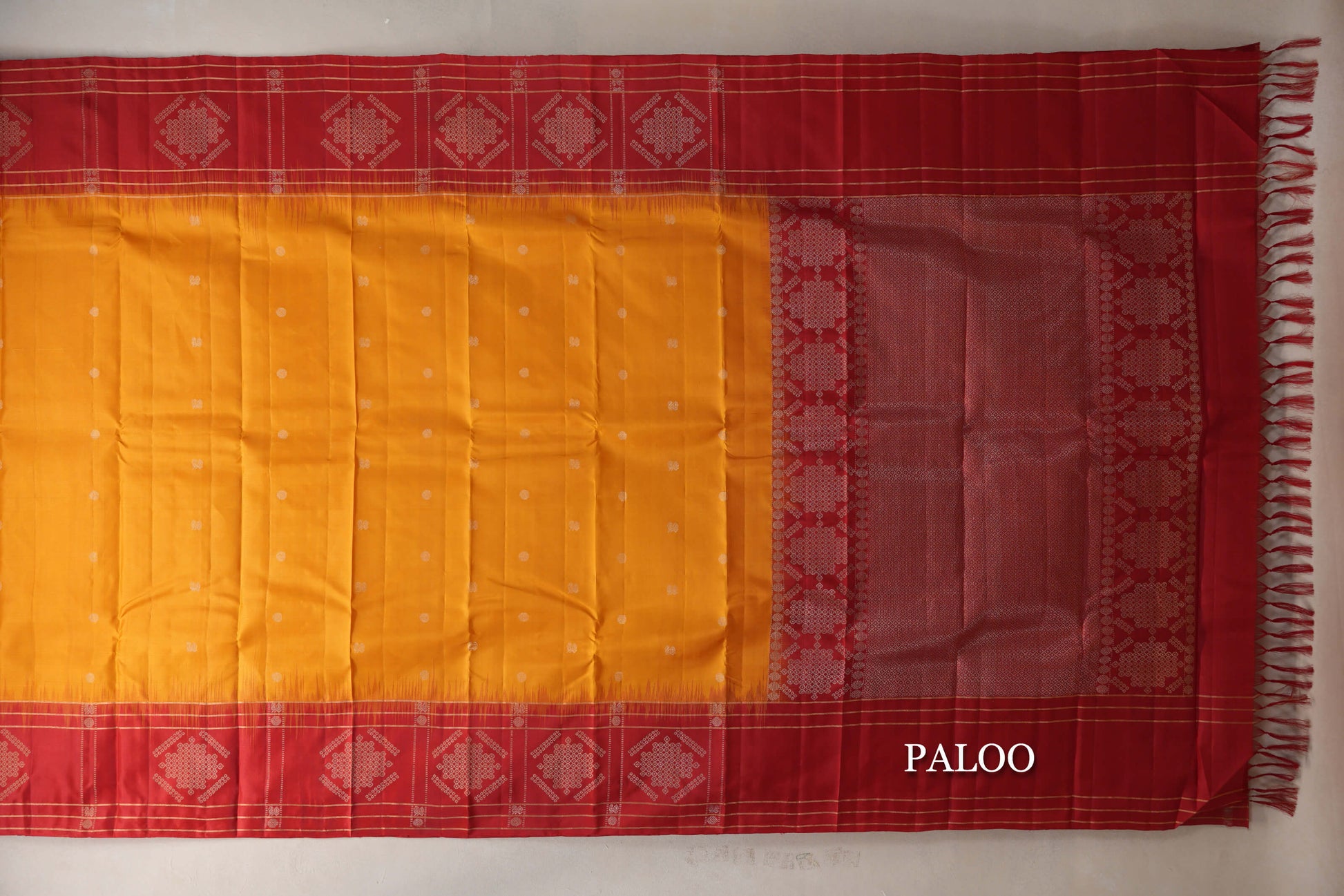 Mango Yellow with Red Borders Light Weight Kanjivaram Silk Saree paloo