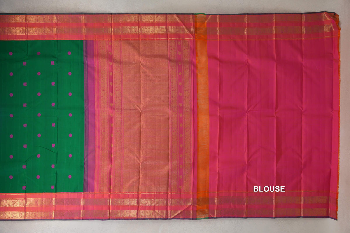 Emerald Green with Dual Tone Orange and Pink with Green Selvedge Borders Vintage Kanjivaram Silk Saree blouse