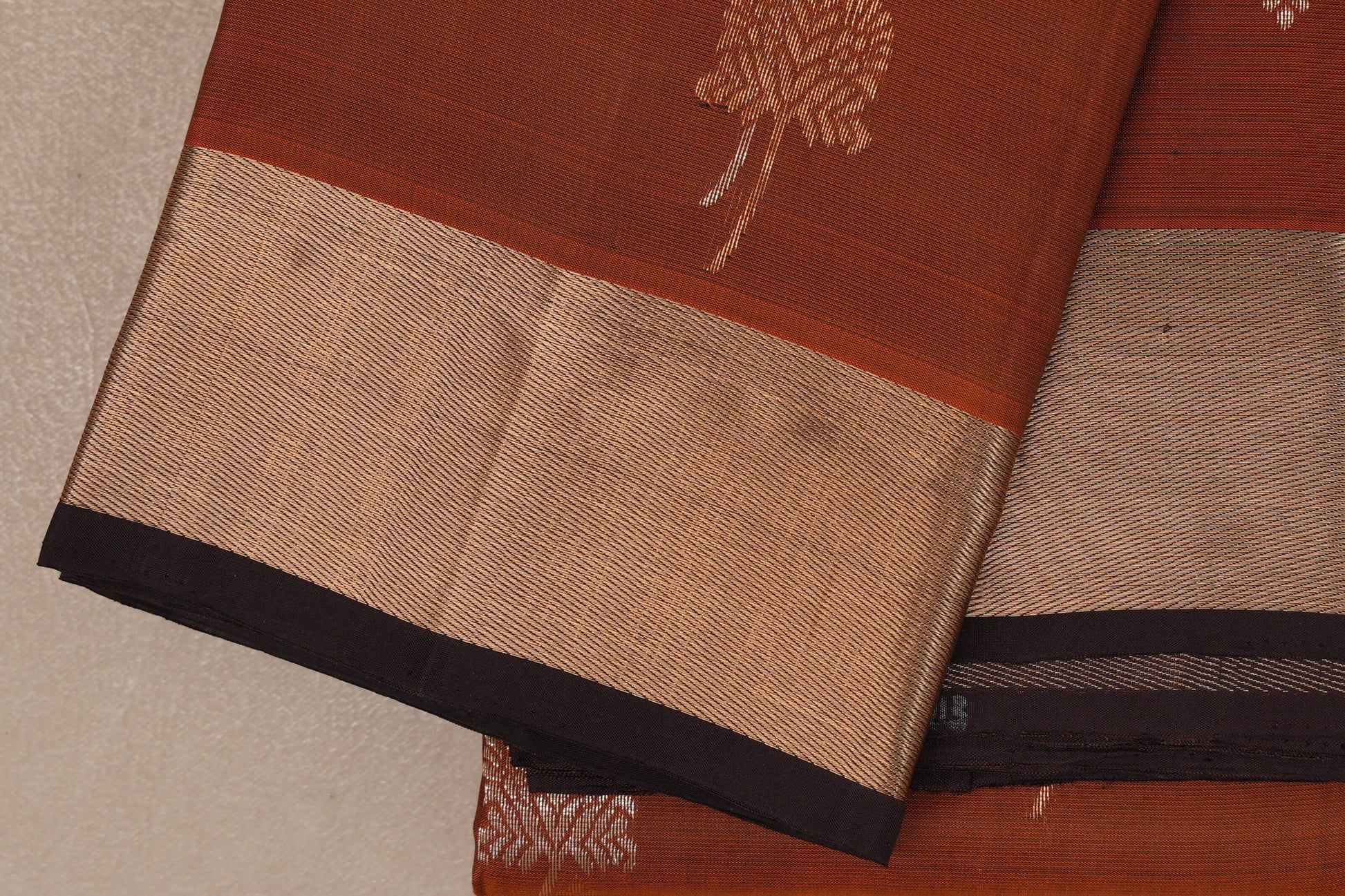 Brownish Orange Light Weight Kanjivaram Silk Saree border