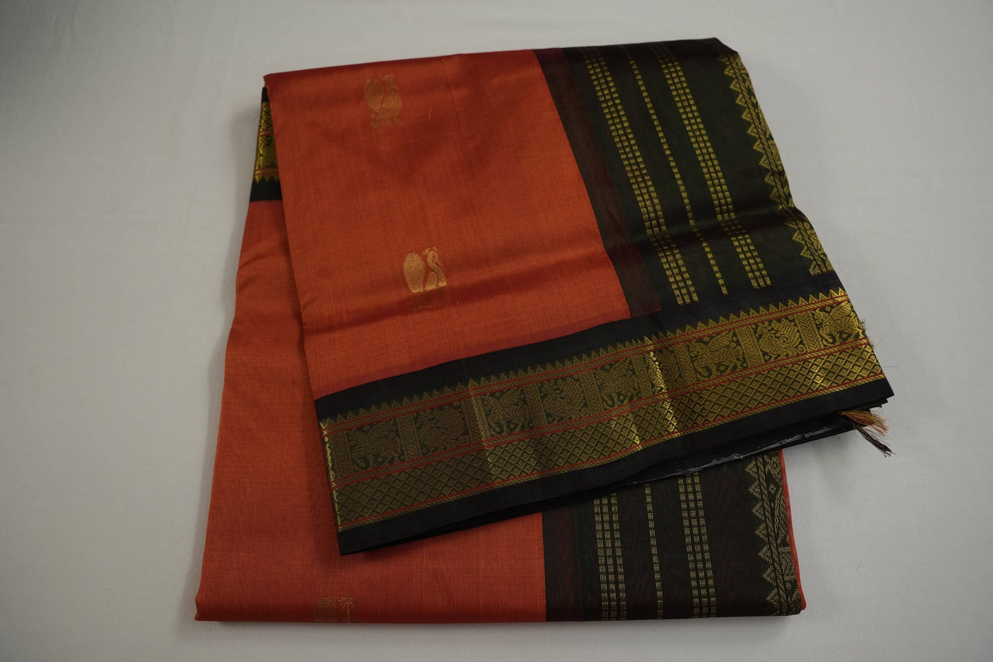 Reddish pink silk cotton saree
