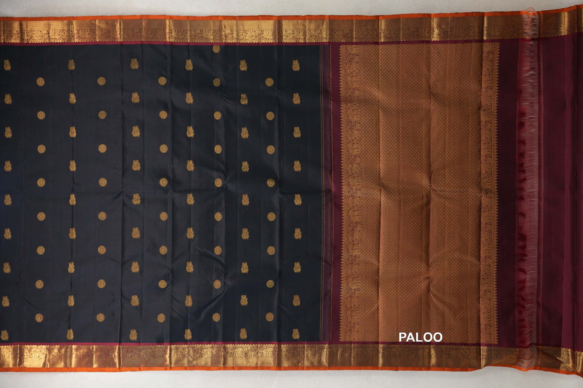 Black with Deep Maroon Borders Vintage Kanjivaram Silk Saree paloo