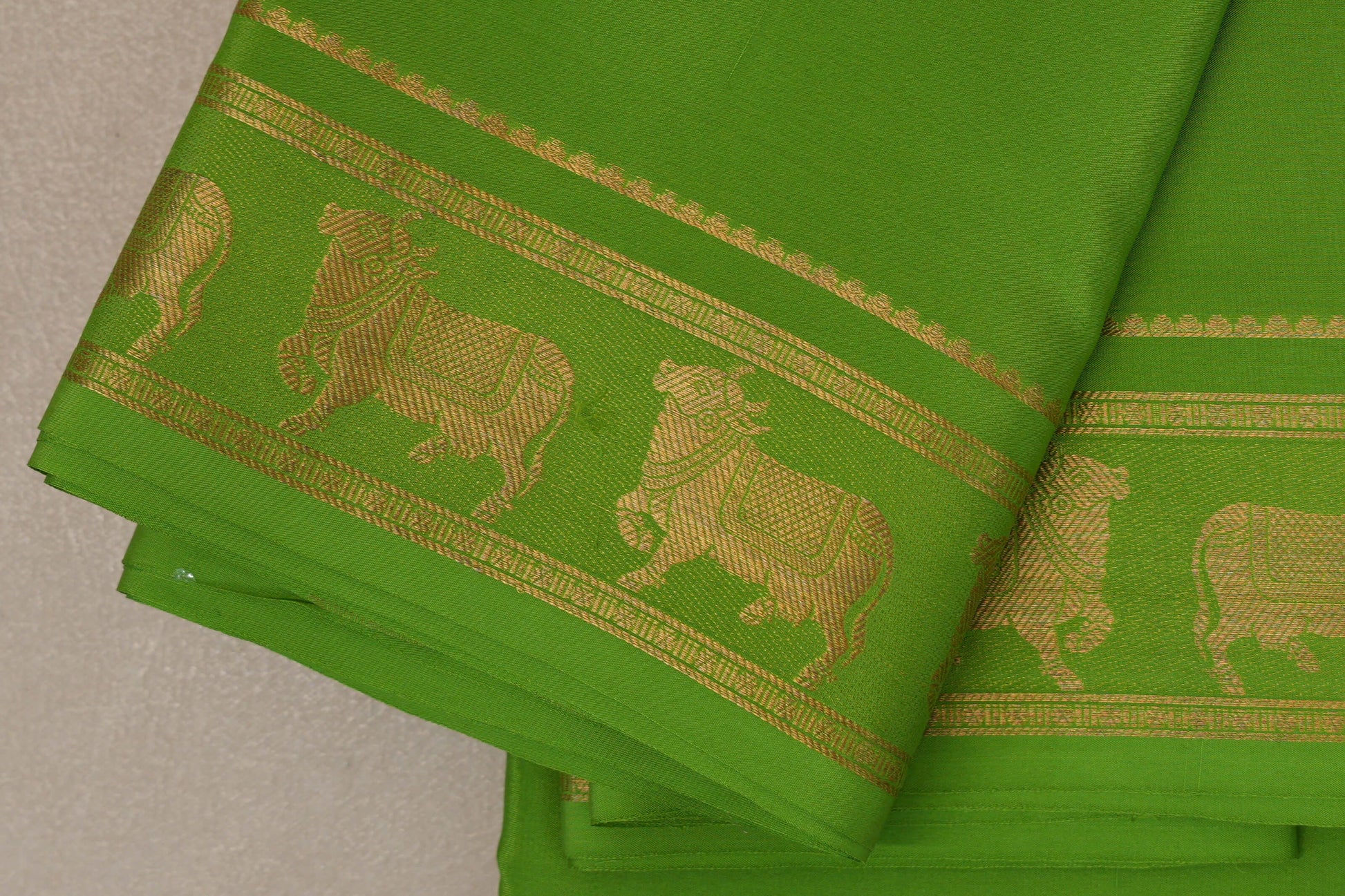 Bright Leaf Green Mysore Silk Saree border