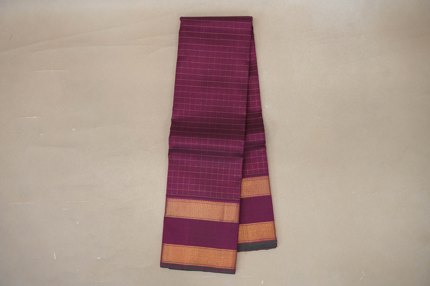 Online Deep Magenta with Rettai Pettu Borders Vintage Kanjivaram Silk Saree