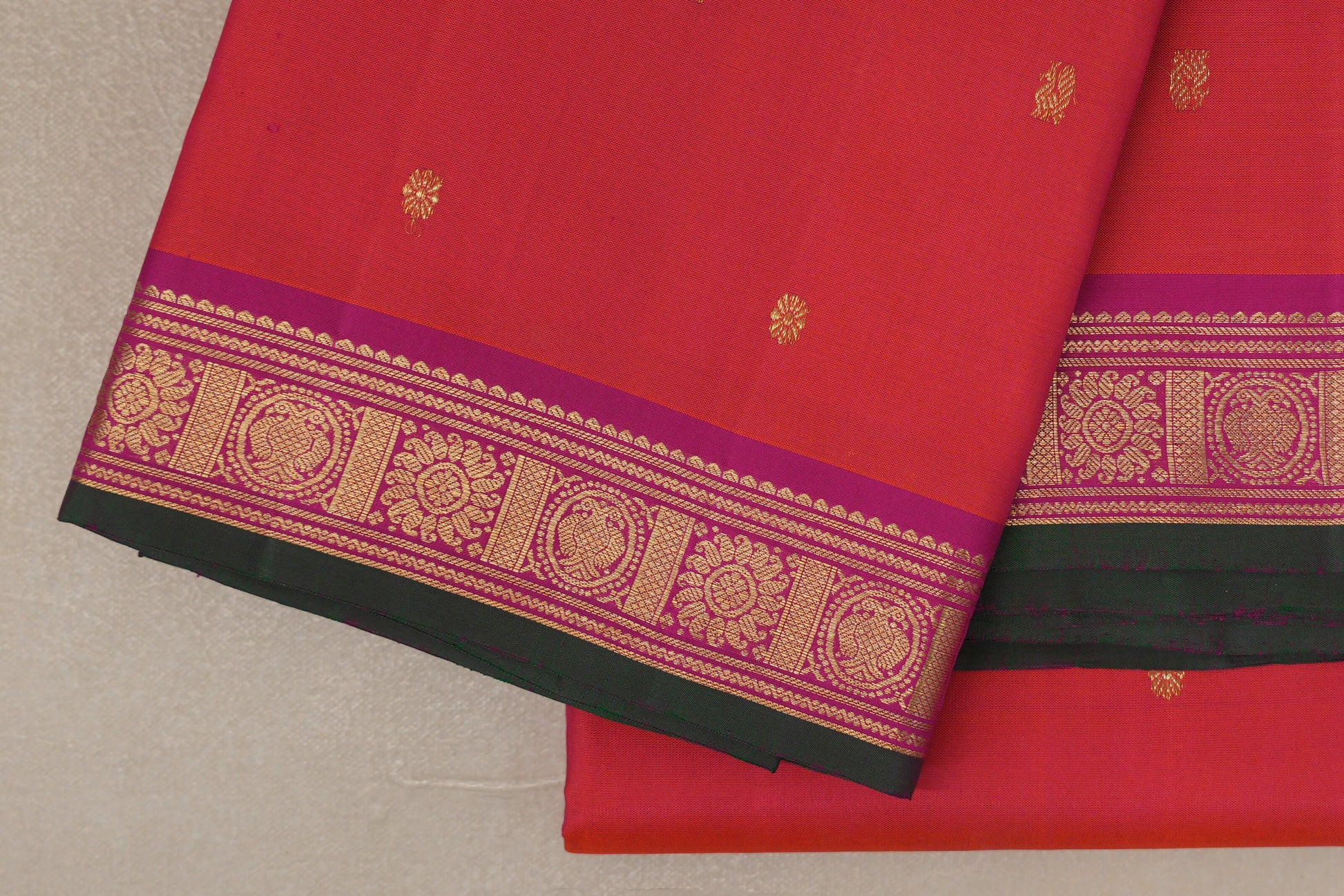 Orangish Pink Vintage Kanjivaram Silk Saree border