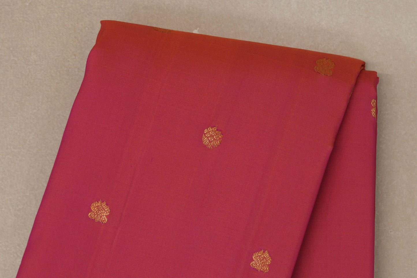 Orangish Pink Vintage Kanjivaram Silk Saree body