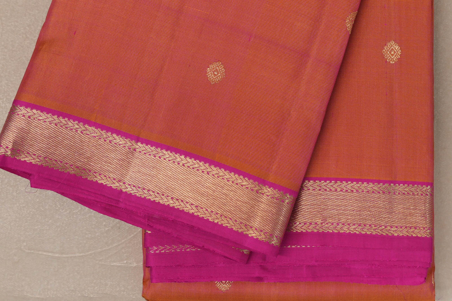 Dual Tone of Yellow and Pink Vintage Kanjivaram Silk Saree SS9299