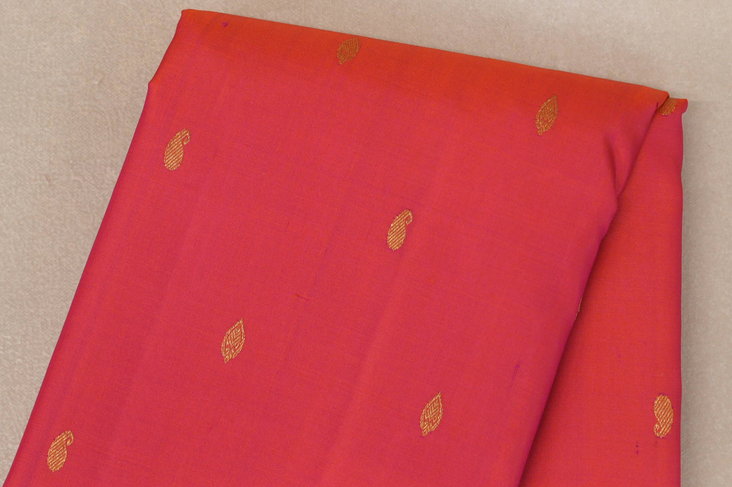 Orangish pink with bright pink borders Vintage Kanjivaram Silk Saree SS9301