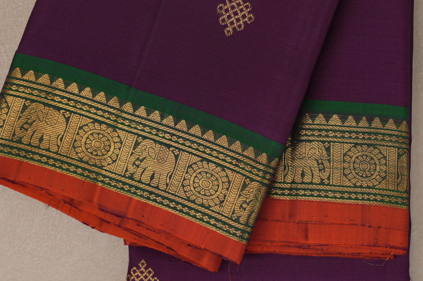 Deep purple Vintage Kanjivaram Silk Saree SS9305