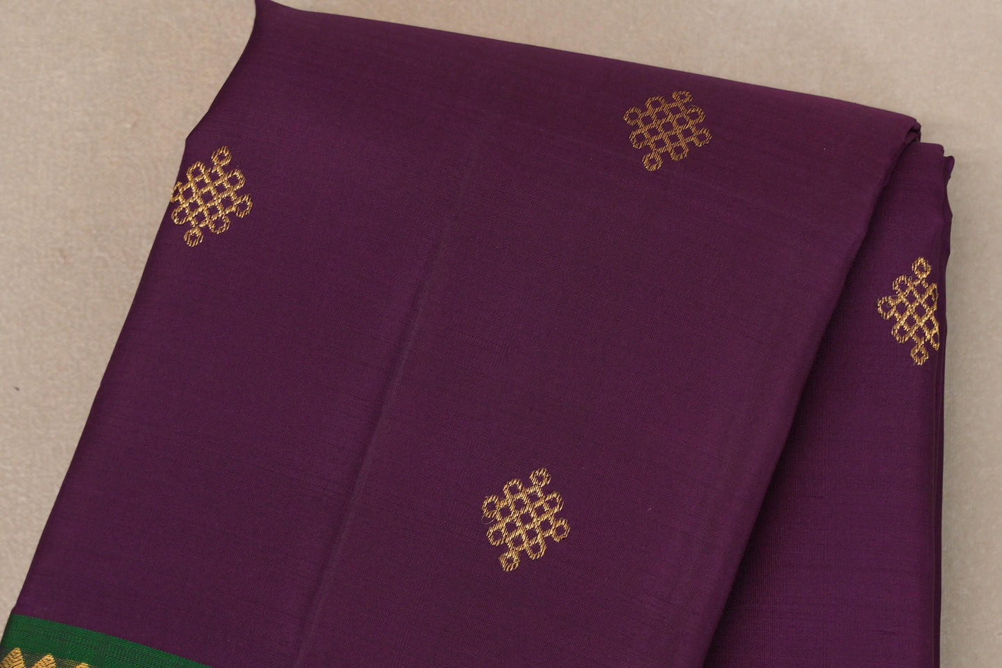 Deep purple Vintage Kanjivaram Silk Saree SS9305