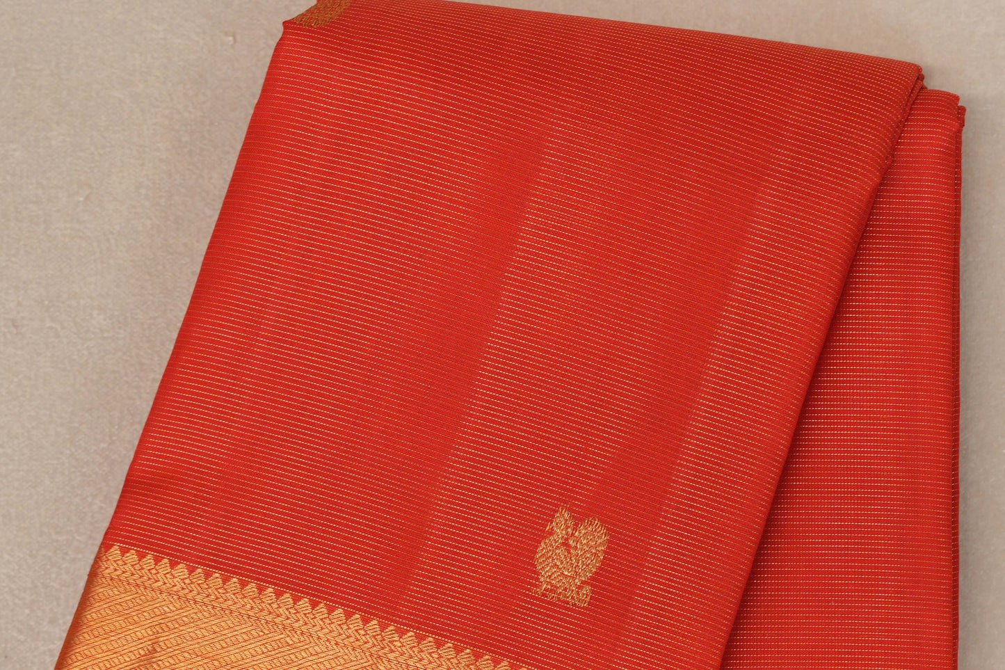Chilli red Vintage Kanjivaram Silk Saree SS9308