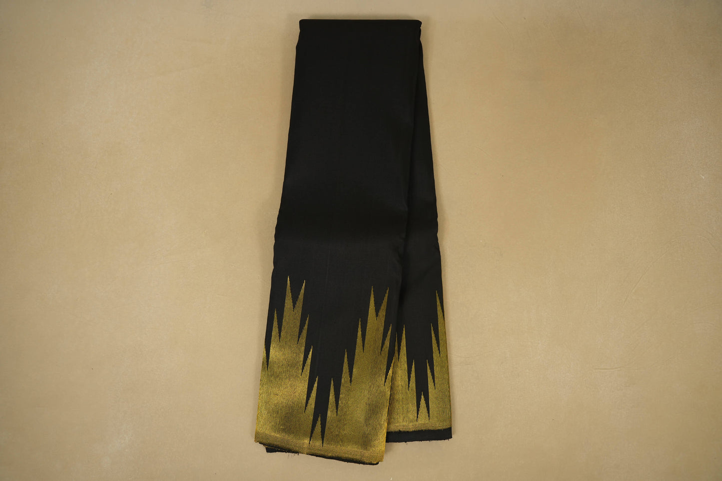 Online Black with Temple Borders Vintage Kanjivaram Silk Saree