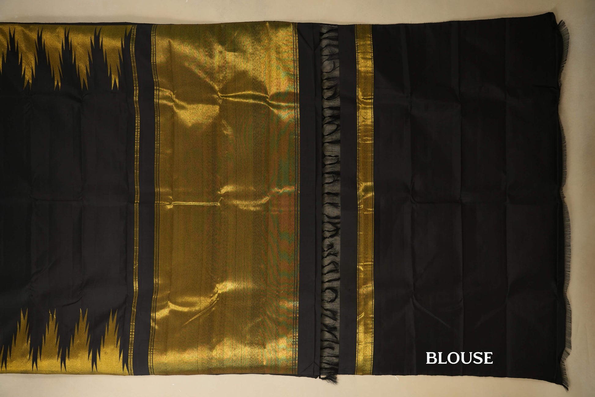 Black with Temple Borders Vintage Kanjivaram Silk Saree blouse