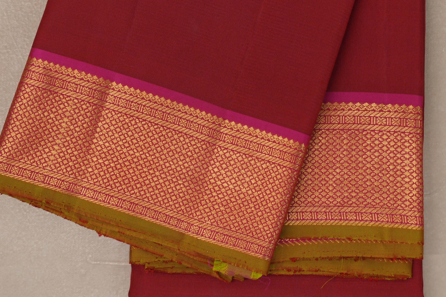 Deep reddish maroon with Bright pink Vintage Kanjivaram Silk Saree SS9314