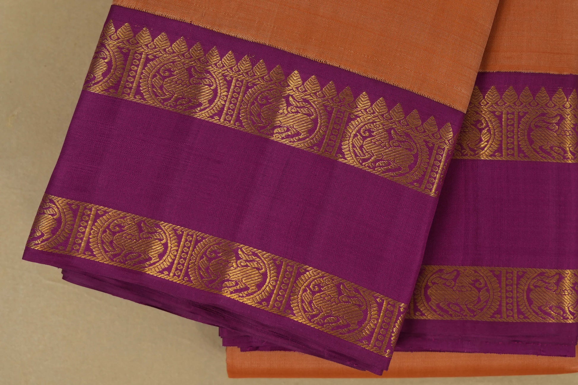 Peach with Magenta Borders Vintage Kanjivaram Silk Saree borders