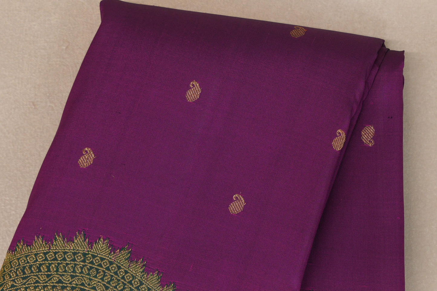 Grape purple with Deep Bottle Green Vintage Kanjivaram Silk Saree SS9320