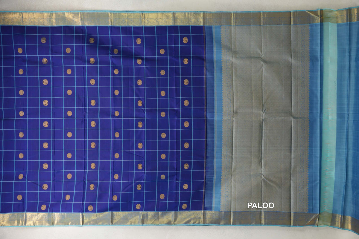 Deep Blue with Light Dusty Blue Borders Vintage Kanjivaram Silk Saree paloo