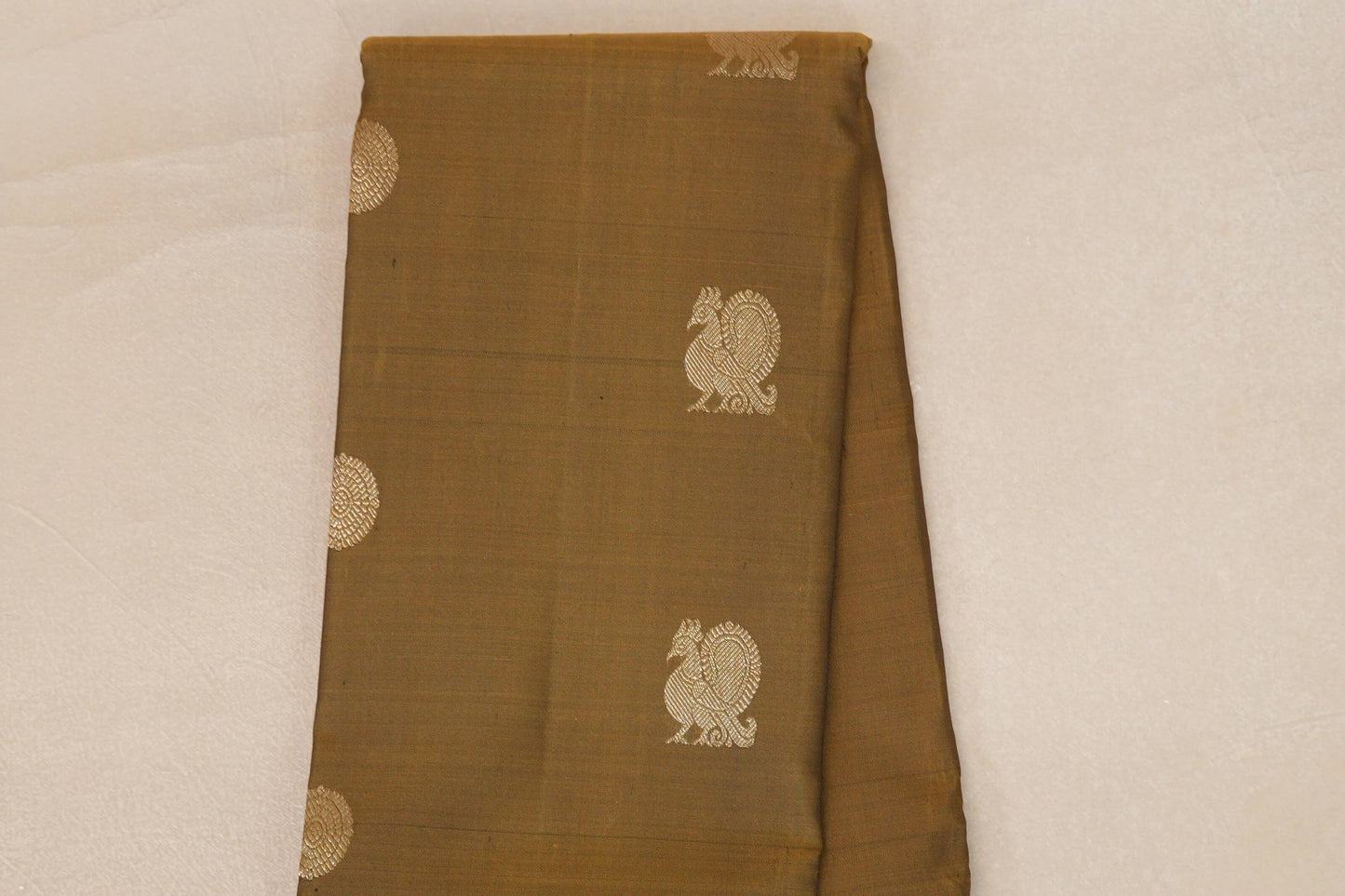 Golden Olive Green with Emerald Green Borders Vintage Kanjivaram Silk Saree body
