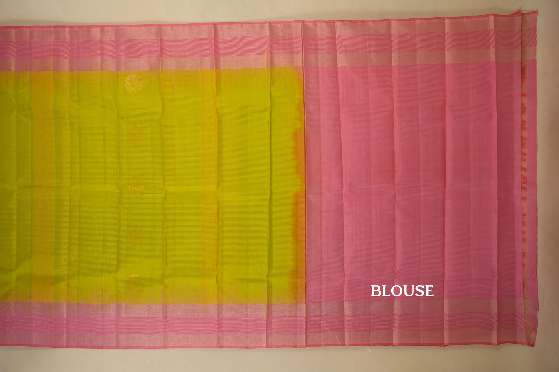 Parrot Green with Light Pink Borders Light Weight Kanchipuram Silk Saree blouse