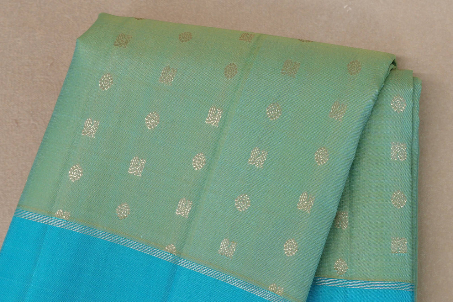 Dual Tone Mint Green and Aqua Blue with Aqua Blue Borders Vintage Kanjivaram Silk Saree body