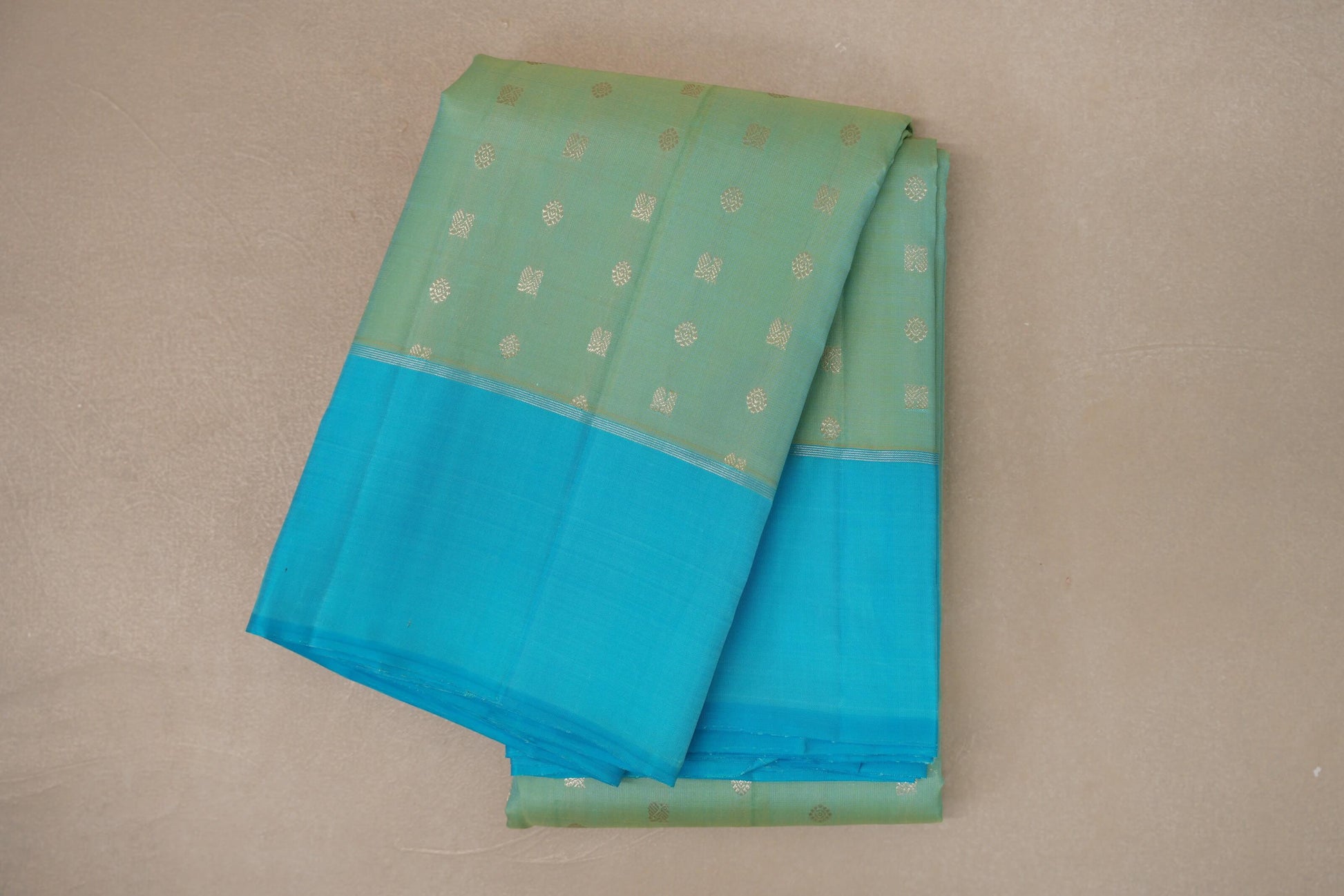 Dual Tone Mint Green and Aqua Blue with Aqua Blue Borders Vintage Kanjivaram Silk Saree