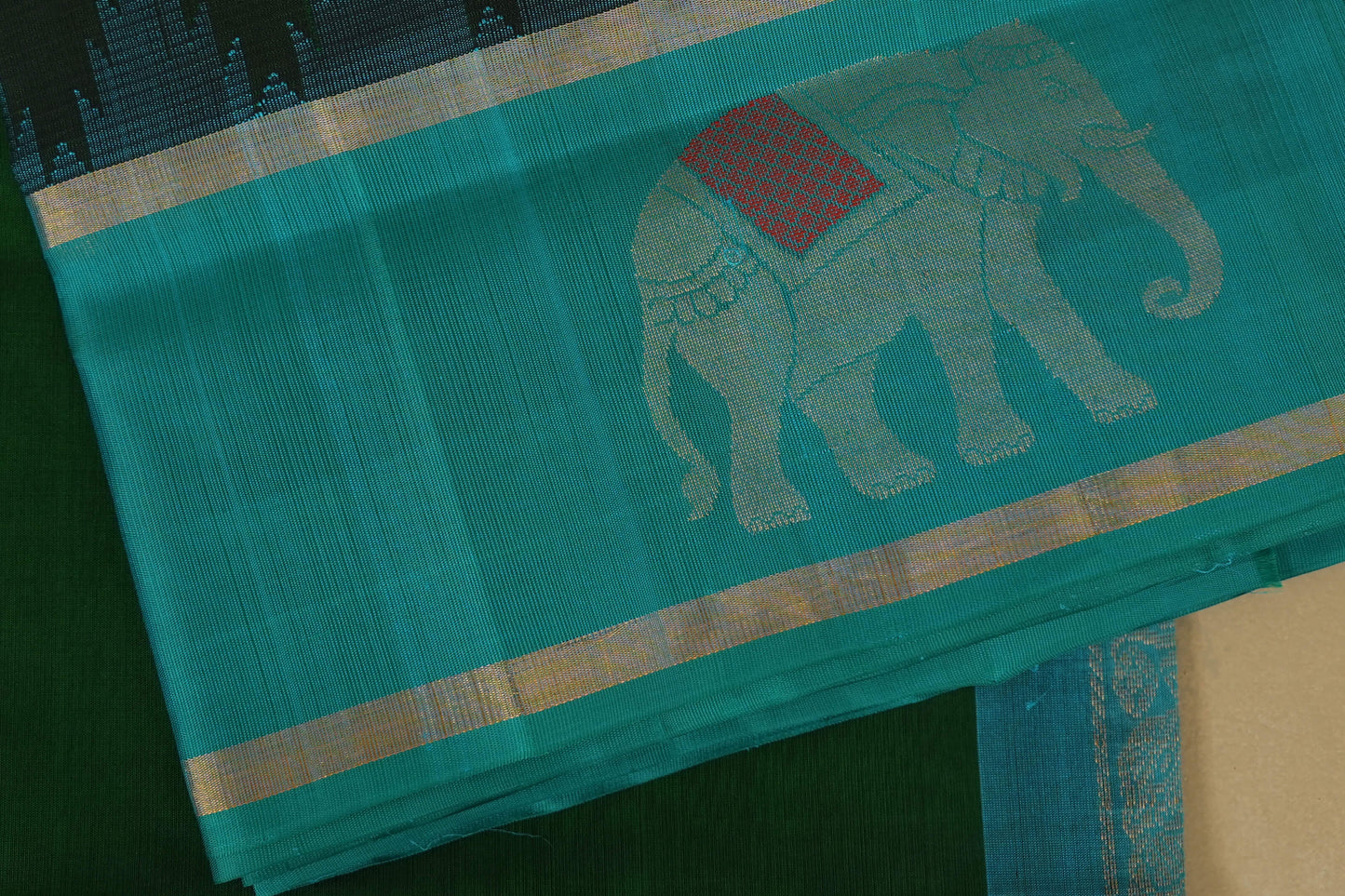 Bottle Green with Rama Blue Borders Silk Cotton Saree borders