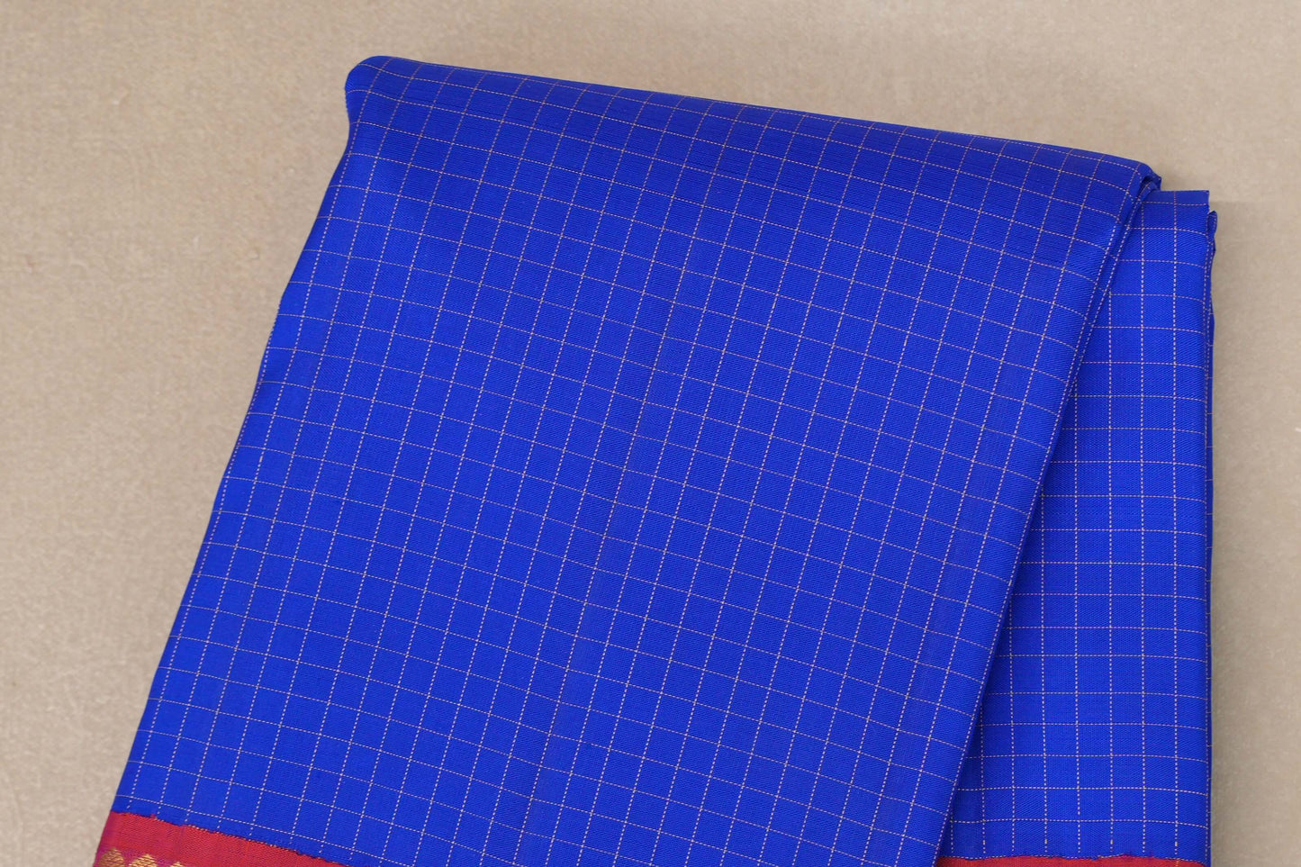 Royal Blue with Orangish Pink Borders Vintage Kanjivaram Silk Saree body