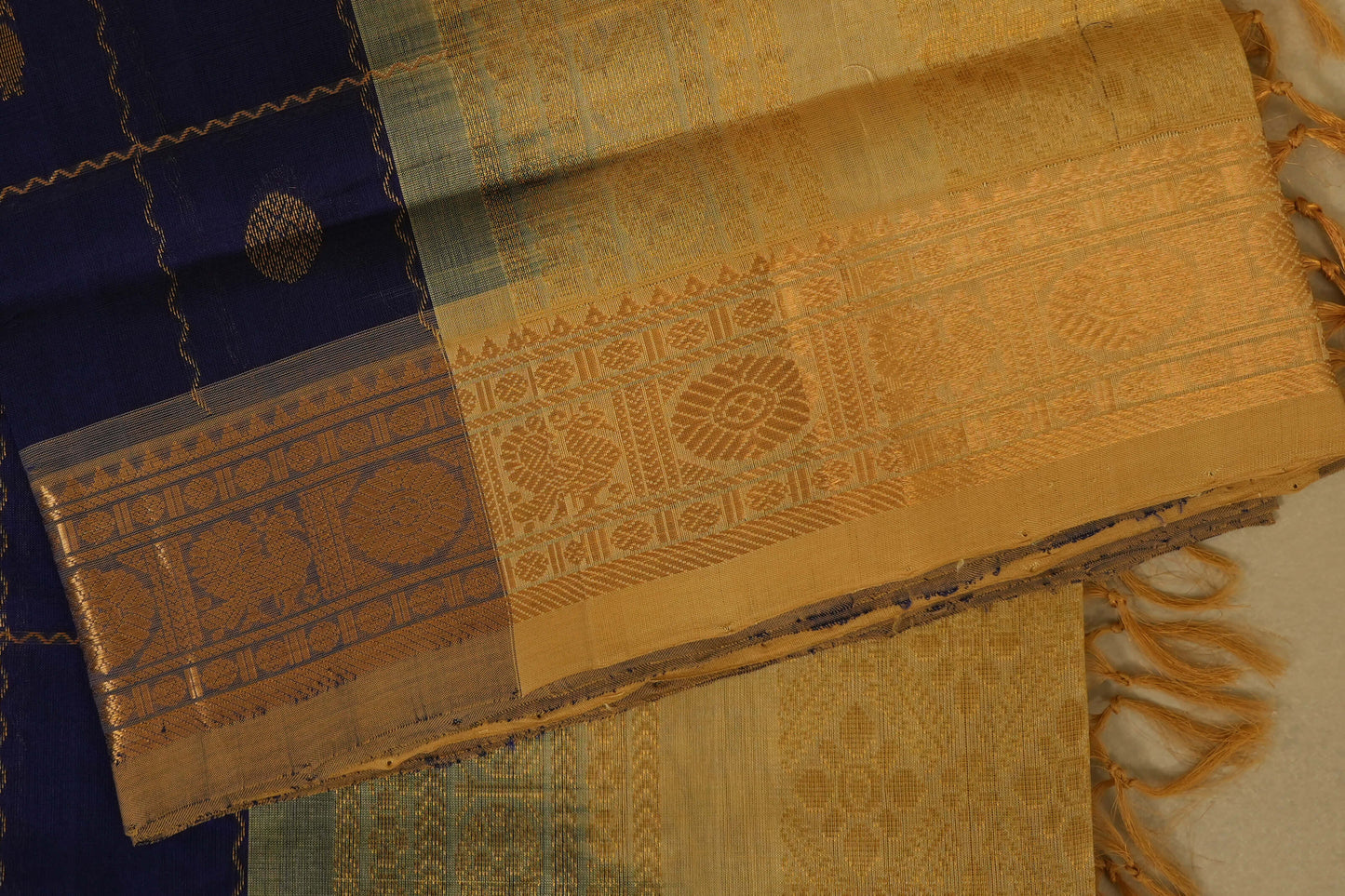Blue with Sandal Borders Silk Cotton Saree borders