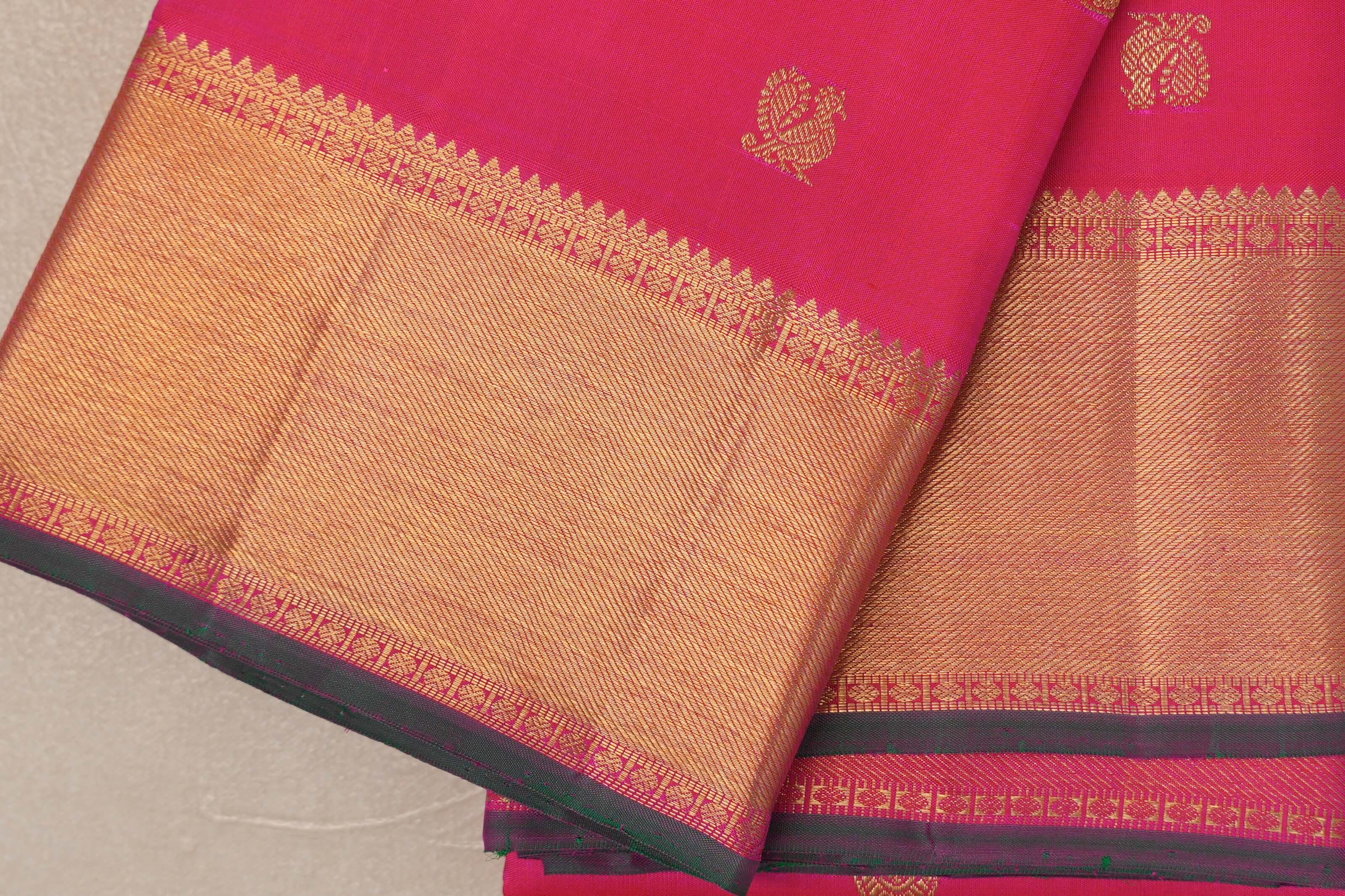 Orangish Pink Vintage Kanjivaram Silk Saree borders