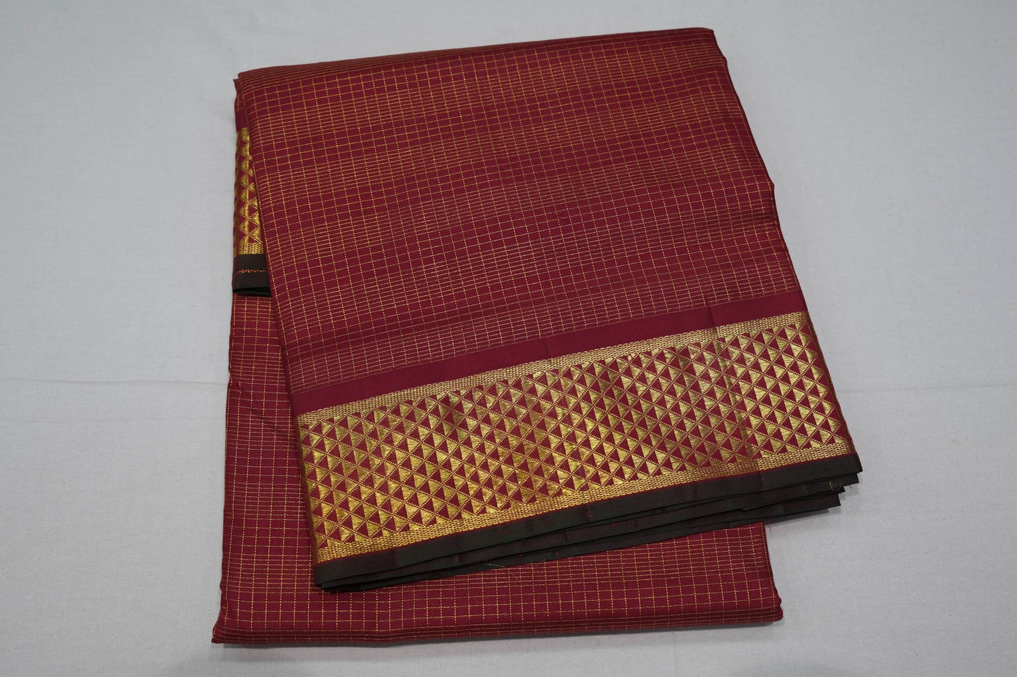 Maroon ten yards madisar silk saree