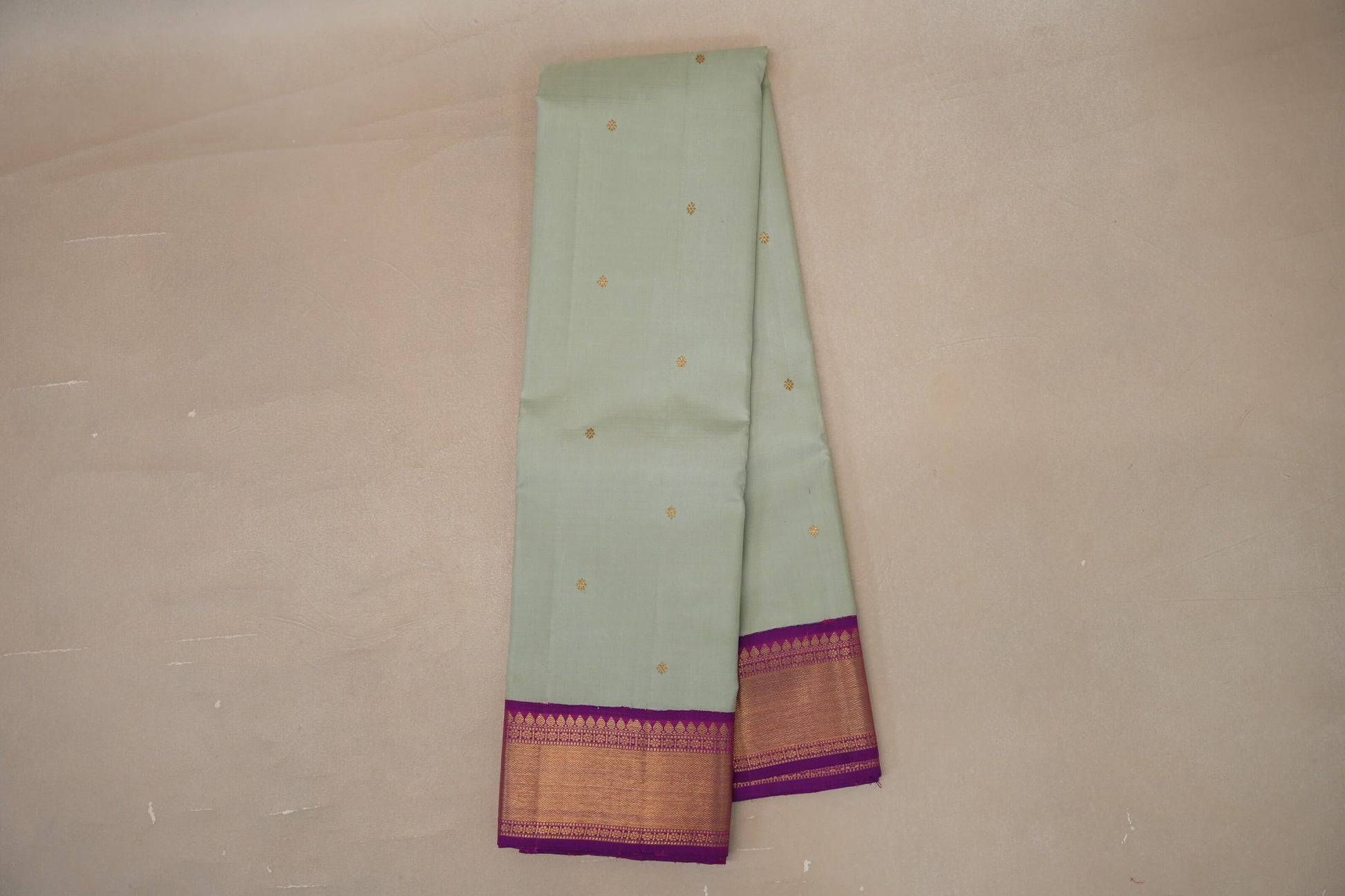 Online Sage Green with Dual Tone Magenta and Purple Borders Vintage Kanjivaram Silk Saree